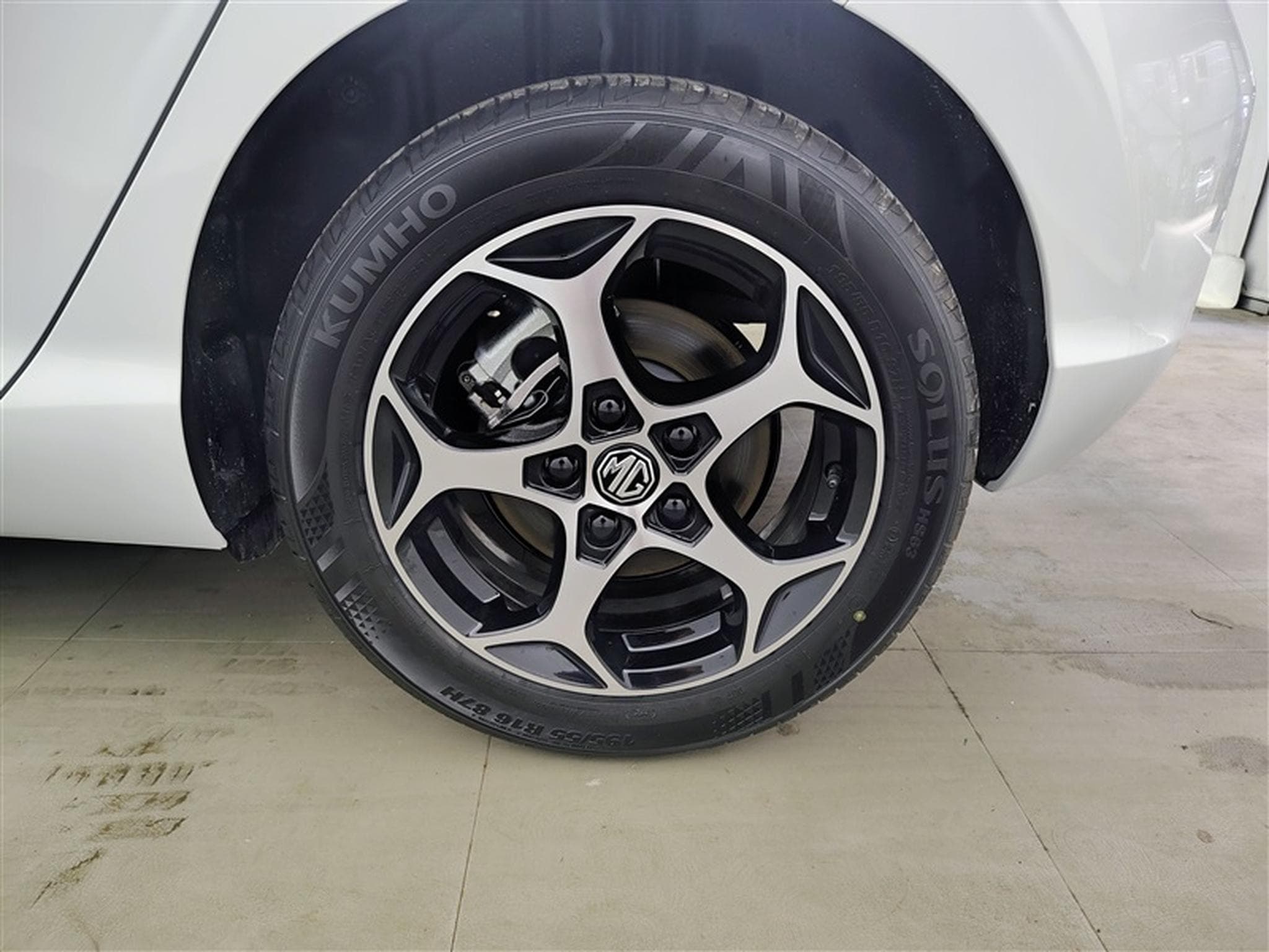 MG MG3 1.5 Hybrid+ Luxury NAVI / FULL LED / CAMERA 360° / JA 16" (2026) - Foto 6
