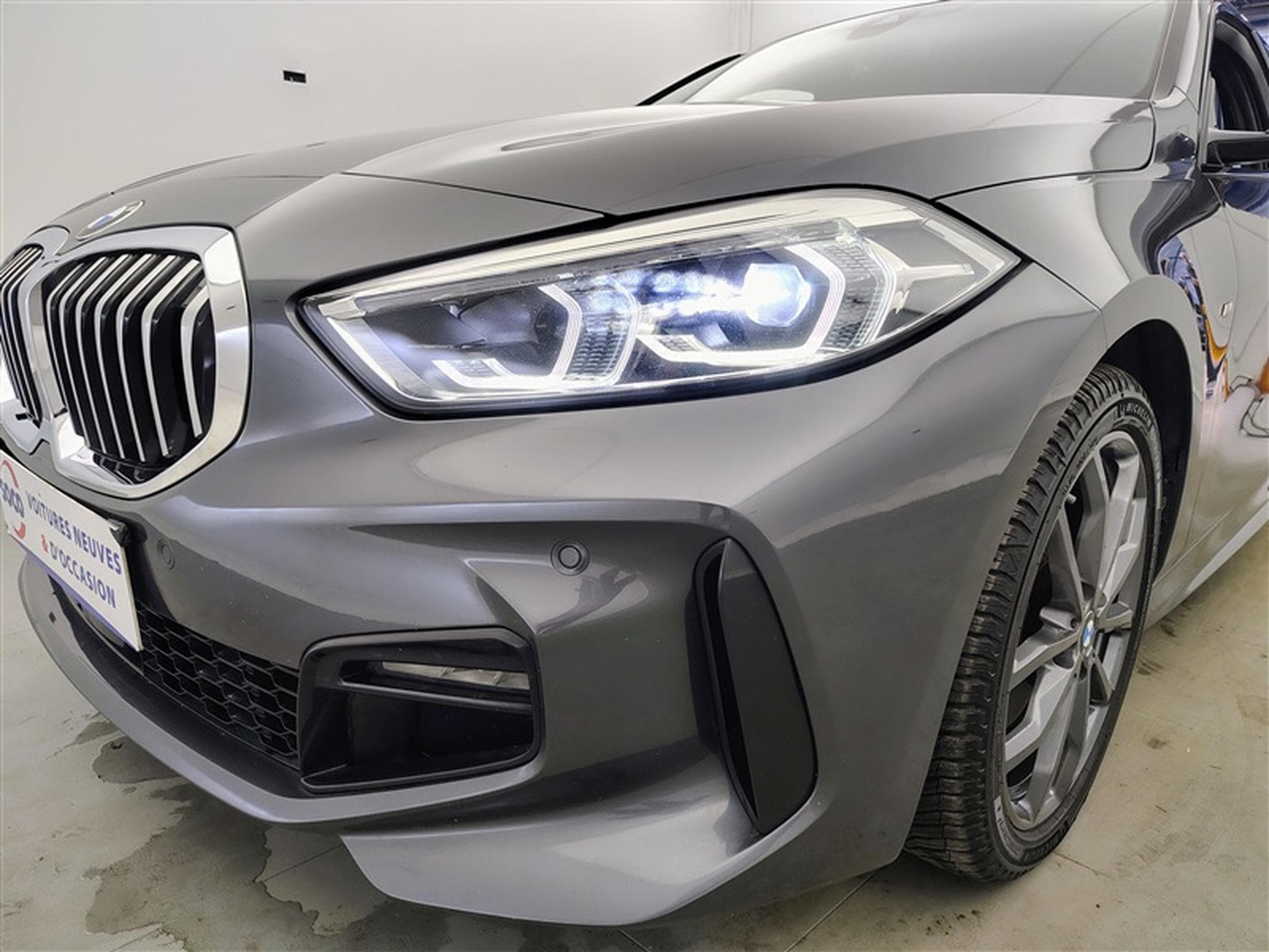 BMW 116 116d Pack M S-CUIR / NAVI / FULL LED / ALU (2021) - Foto 15