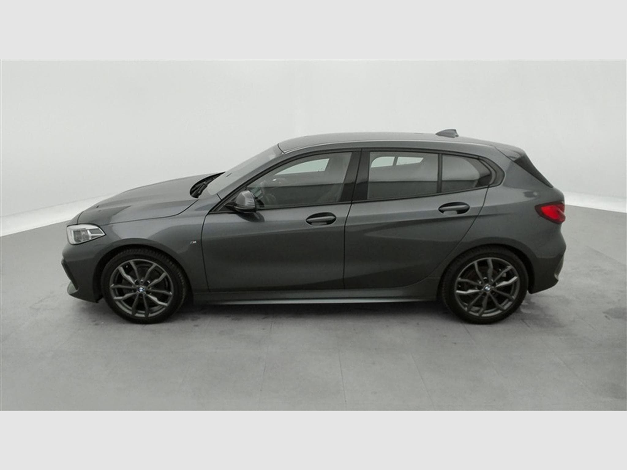 BMW 116 116d Pack M S-CUIR / NAVI / FULL LED / ALU (2021) - Foto 3