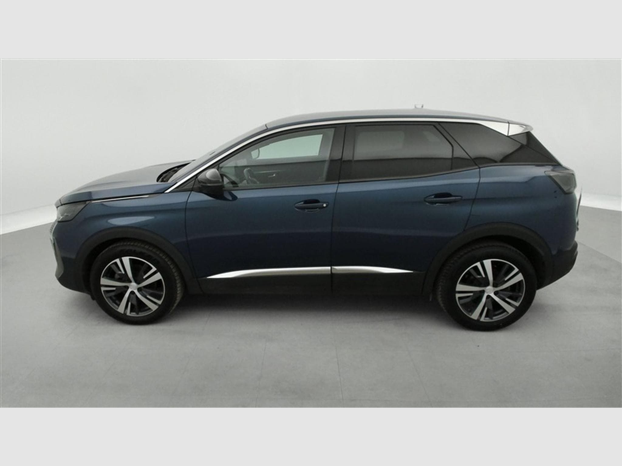 Peugeot 3008 1.2 PureTech Allure Pack S-CUIR / NAVI / CAMERA / CARPLAY (2023) - Foto 3