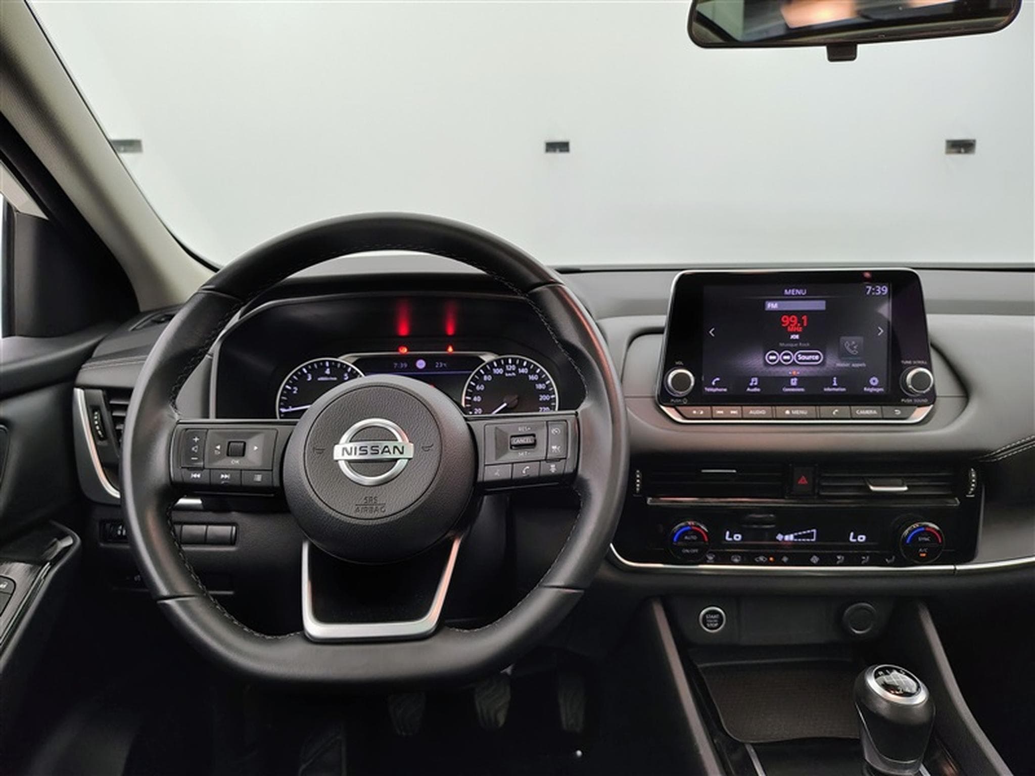 Nissan Qashqai 1.3 DIG-T MHEV N-Connecta (2022) - Foto 9