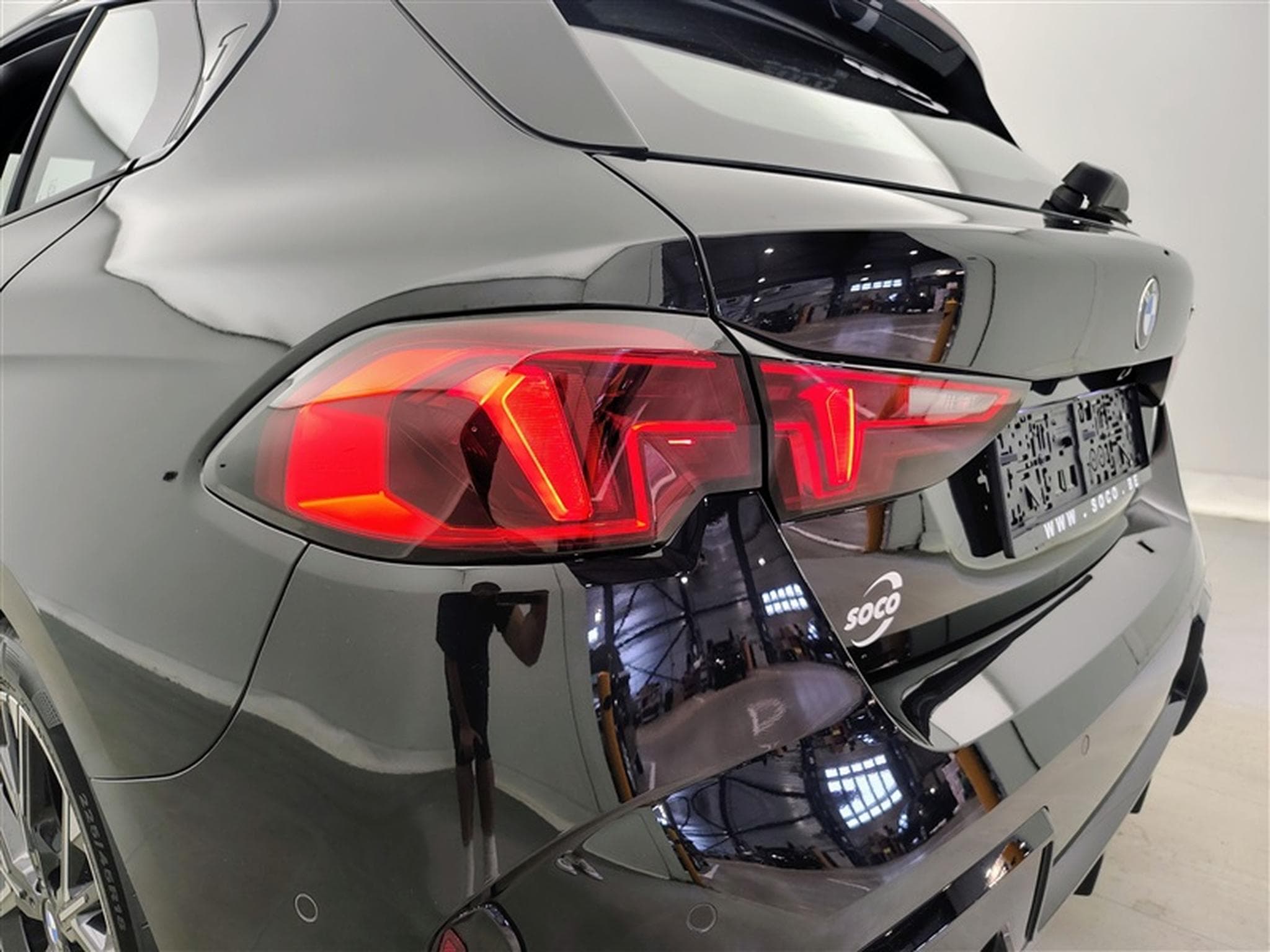 BMW 120 120iA Pack M NAVI / FULL LED / CAMERA / JA 18" (2025) - Foto 16