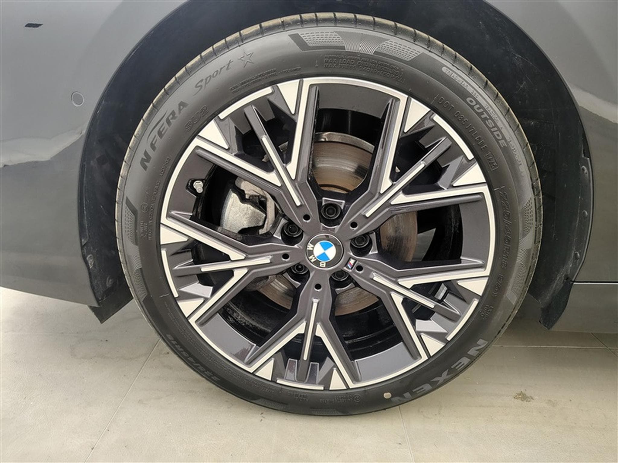 BMW 120 120iA Pack M NAVI / FULL LED / CAMERA / JA 18" (2025) - Foto 6
