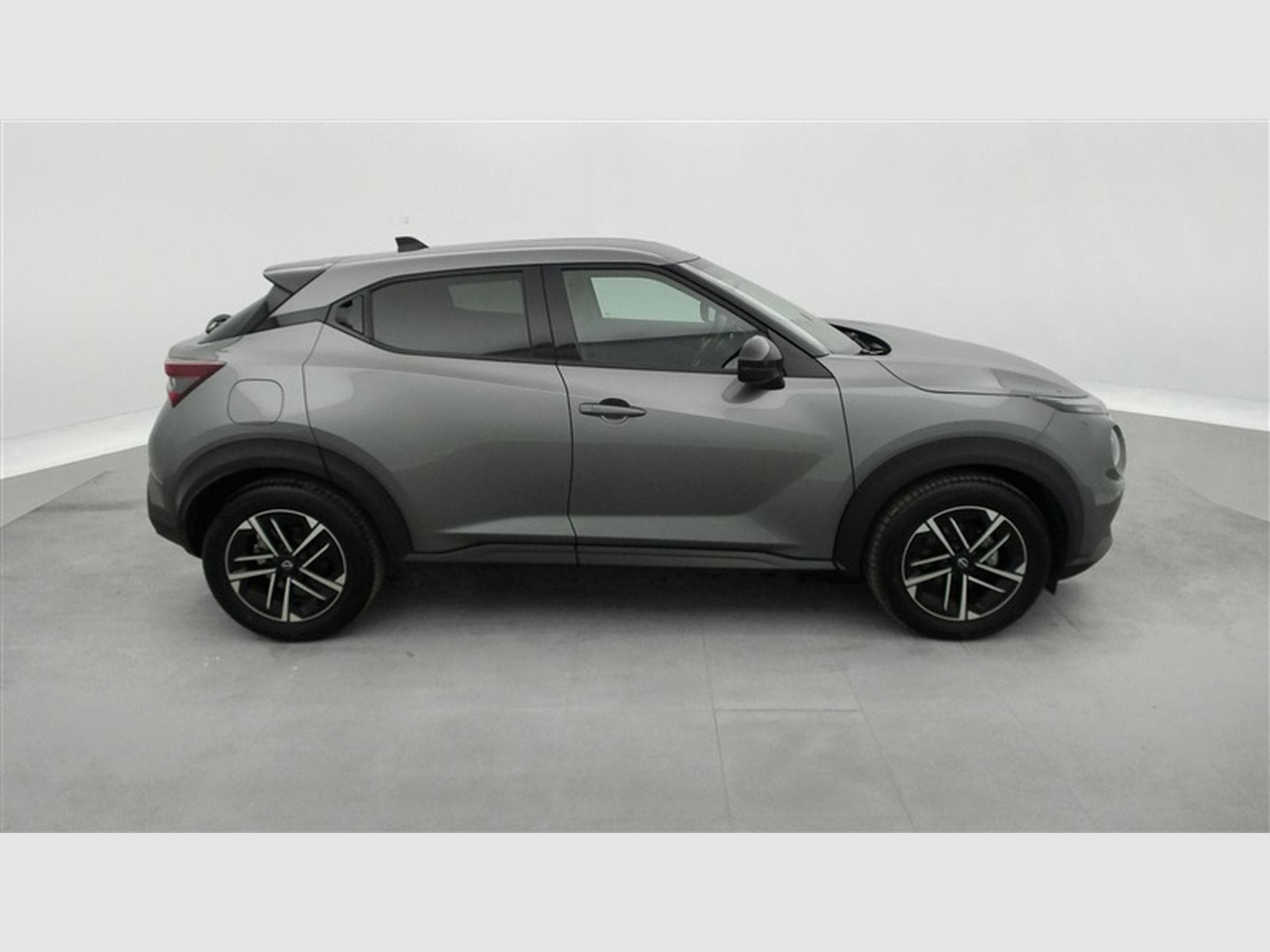 Nissan Juke 1.0 DIG-T 114cv N-Connecta NAVI / FULL LED / CAMERA / JA 17" (2025) - Foto 23