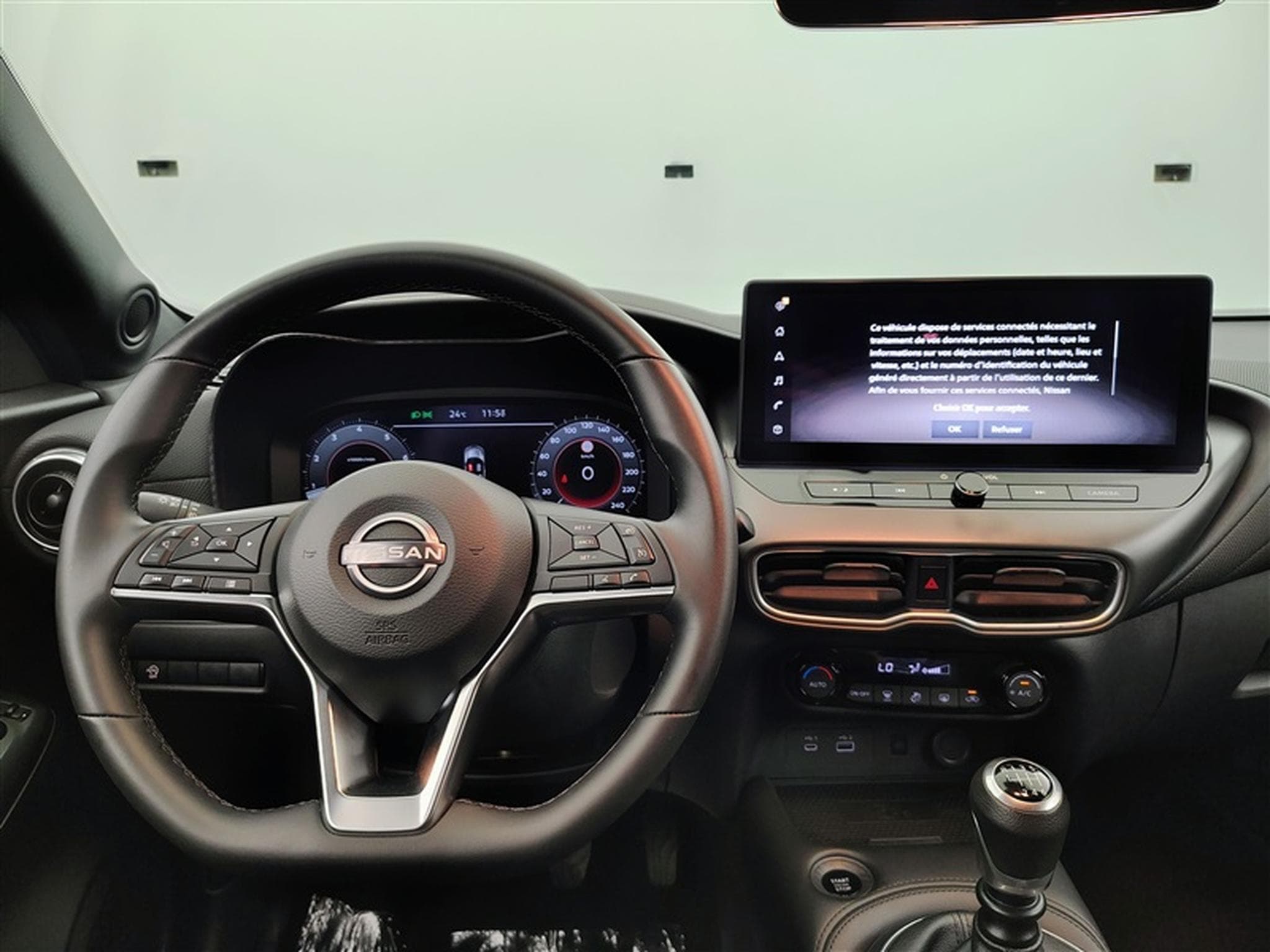 Nissan Juke 1.0 DIG-T 114cv N-Connecta NAVI / FULL LED / CAMERA / JA 17" (2025) - Foto 9