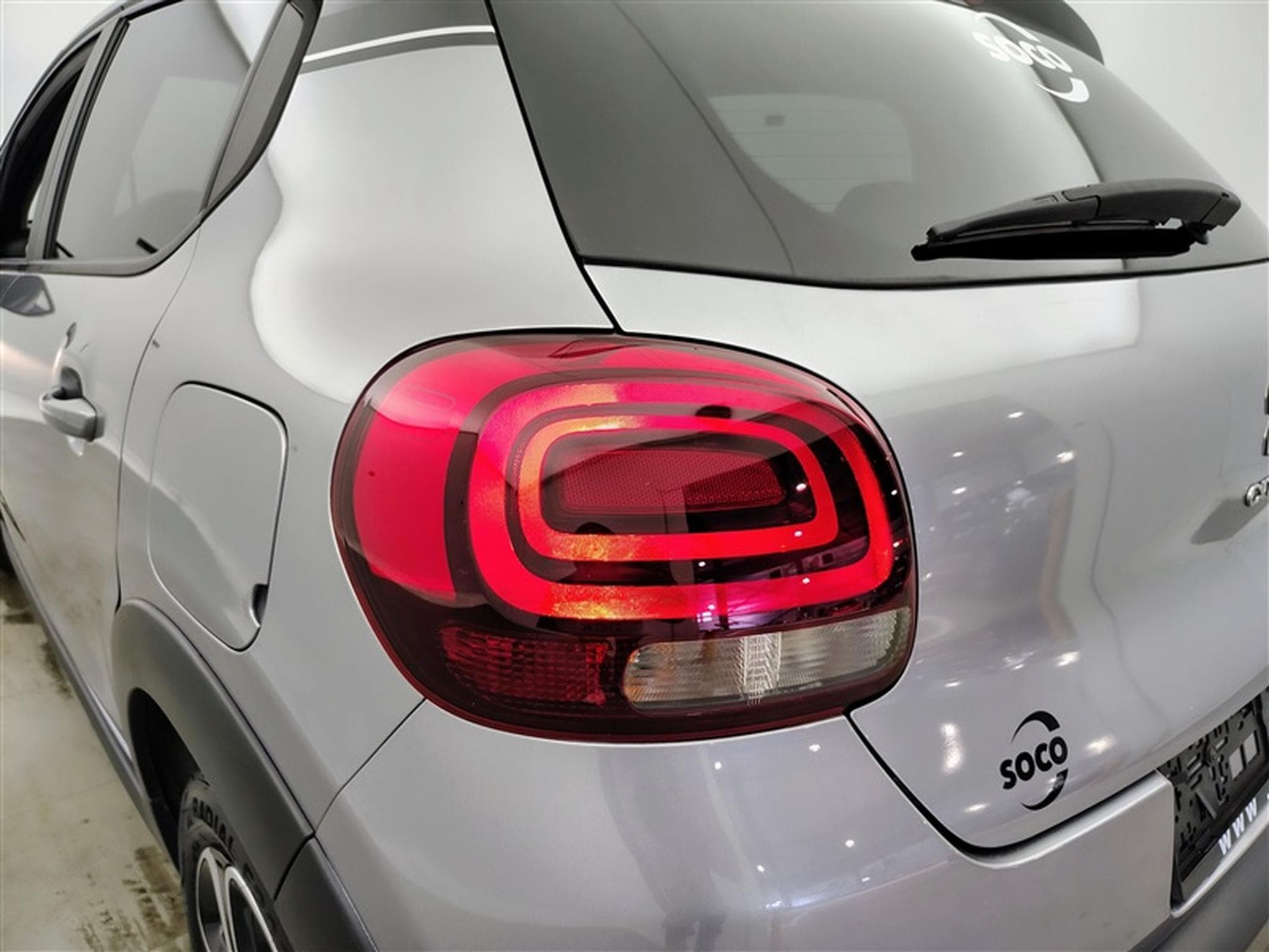 Citroen C3 1.2i PureTech Feel S&S (2020) - Foto 16