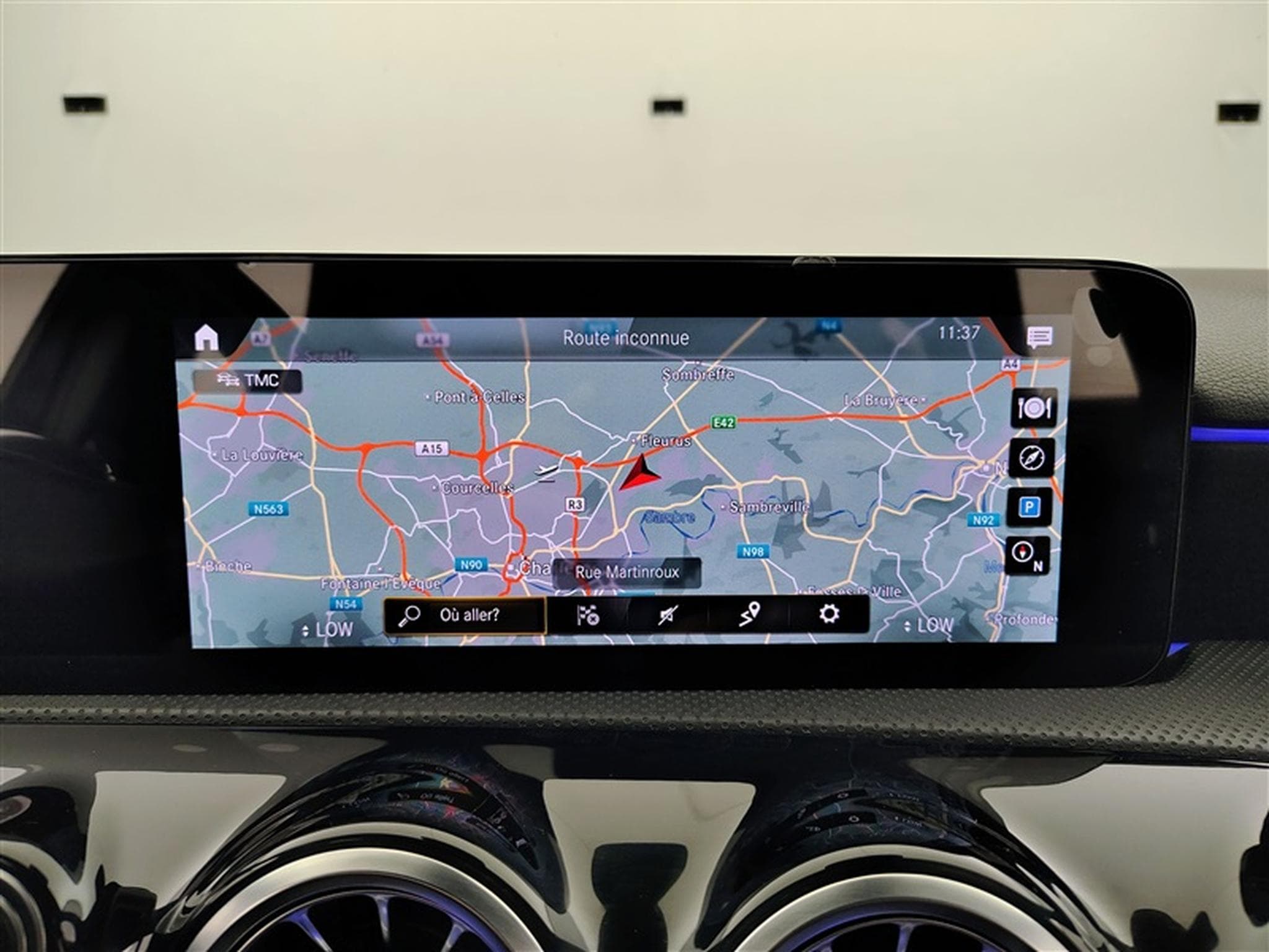 Mercedes A 180 A 180d AMG-Line *NAVI/FULL LED/CAMERA/PACK NIGJHT/JA* (2021) - Foto 11