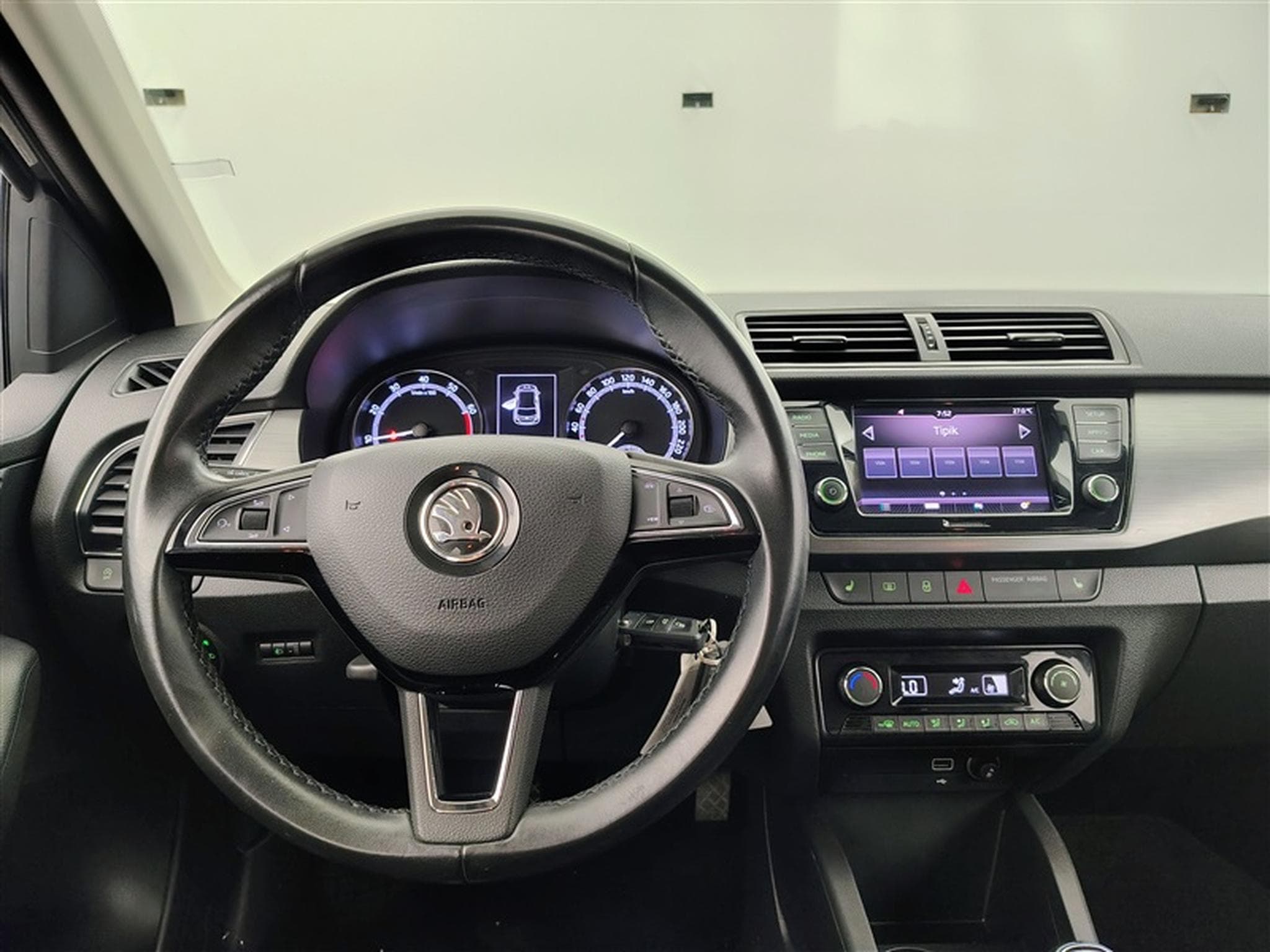 Skoda Fabia 1.0 TSI Ambition (2019) - Photo 9