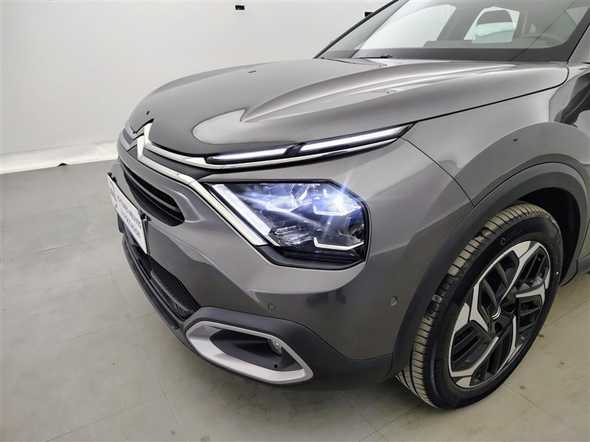 Citroen C4 X 1.2 PureTech 130cv EAT8 Shine NAVI / FULL LED / CAMERA (2023) - Photo 15