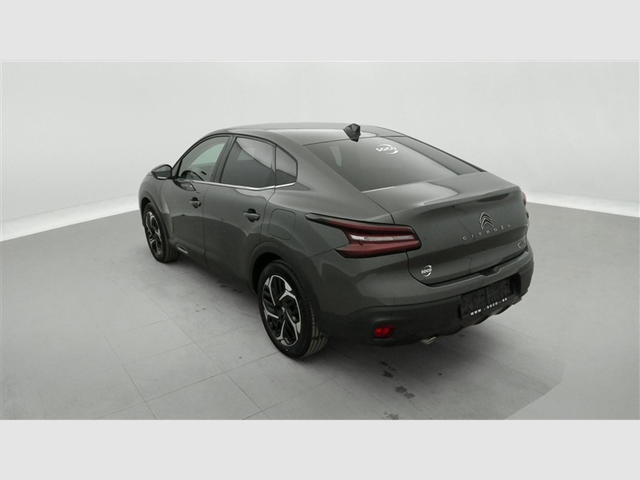 Citroen C4 X 1.2 PureTech 130cv EAT8 Shine NAVI / FULL LED / CAMERA (2023) - Photo 2