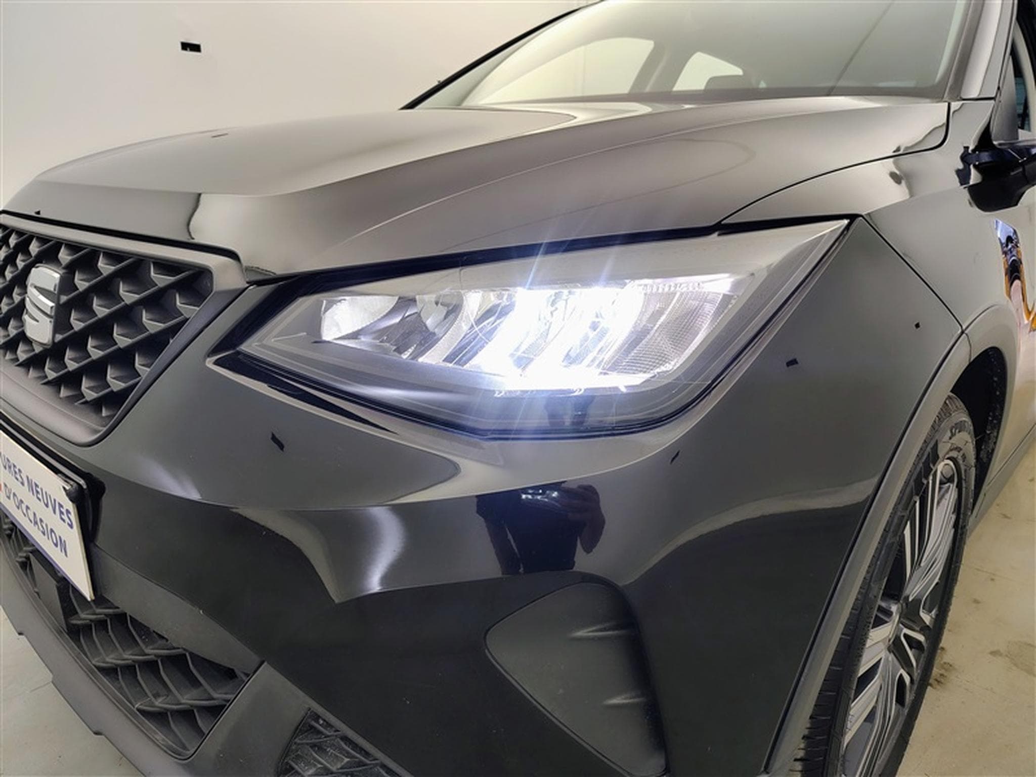 Seat Arona 1.0 TSI Move! DSG NAVI / FULL LED / CARPLAY (2024) - Foto 15