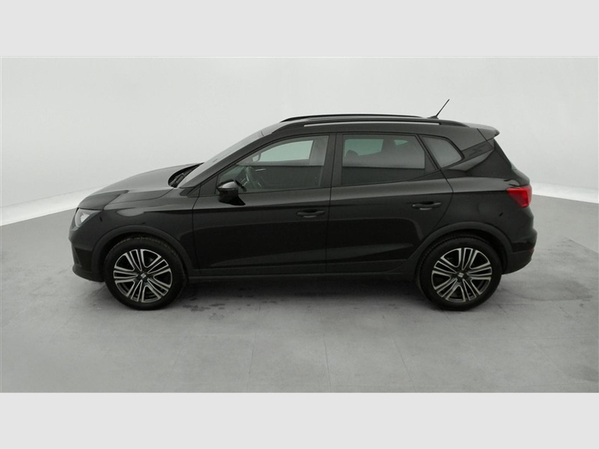 Seat Arona 1.0 TSI Move! DSG NAVI / FULL LED / CARPLAY (2024) - Foto 3