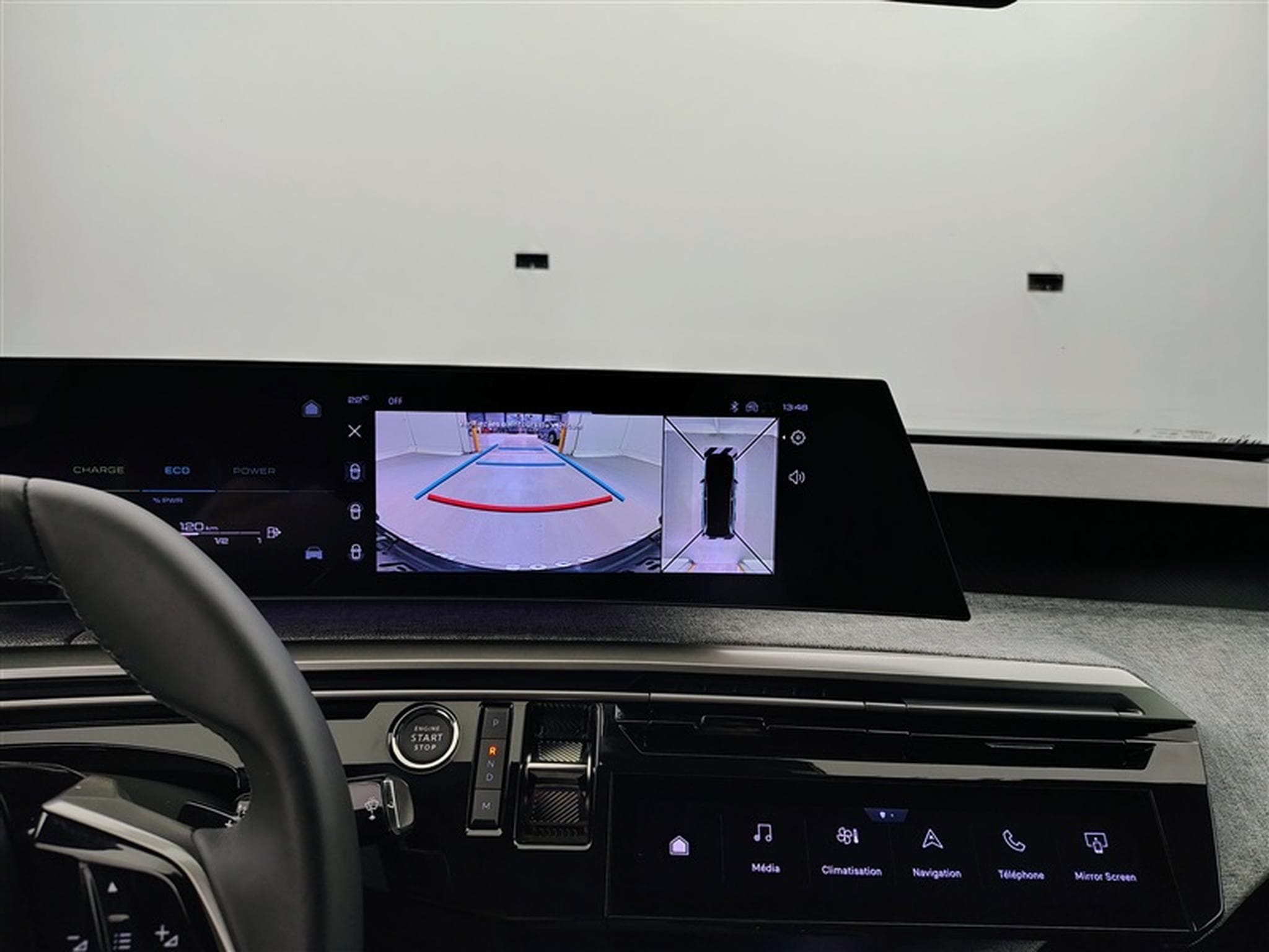 Peugeot 5008 1.2 HYBRID 145cv e-DSC6 Allure 7PL / NAVI / CAMERA360° (2025) - Foto 18