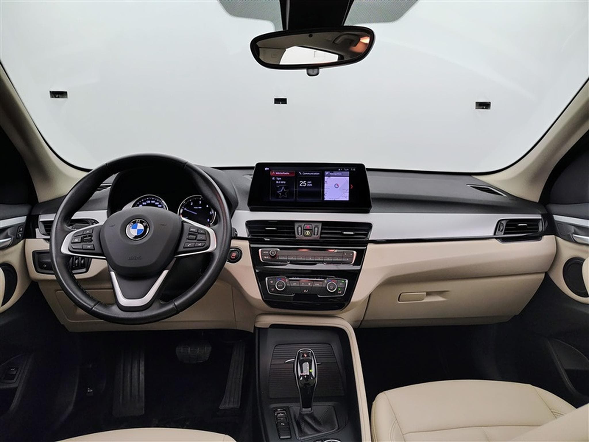 BMW X1 1.5 dA sDrive16 Cuir / Navi / Pano / PDC av+ar (2022) - Foto 8