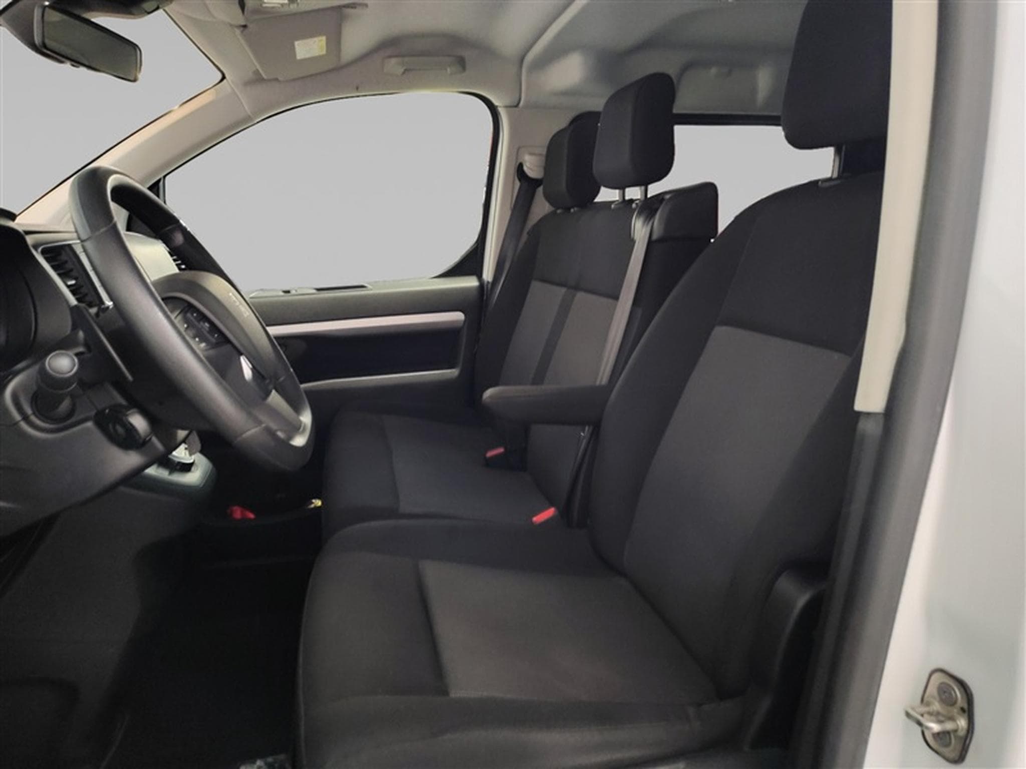 Peugeot Expert 2.0 BlueHDi 180 EAT8 L3 DBLE CAB 6PL. NAVI / CLIM / TEL (2023) - Foto 7
