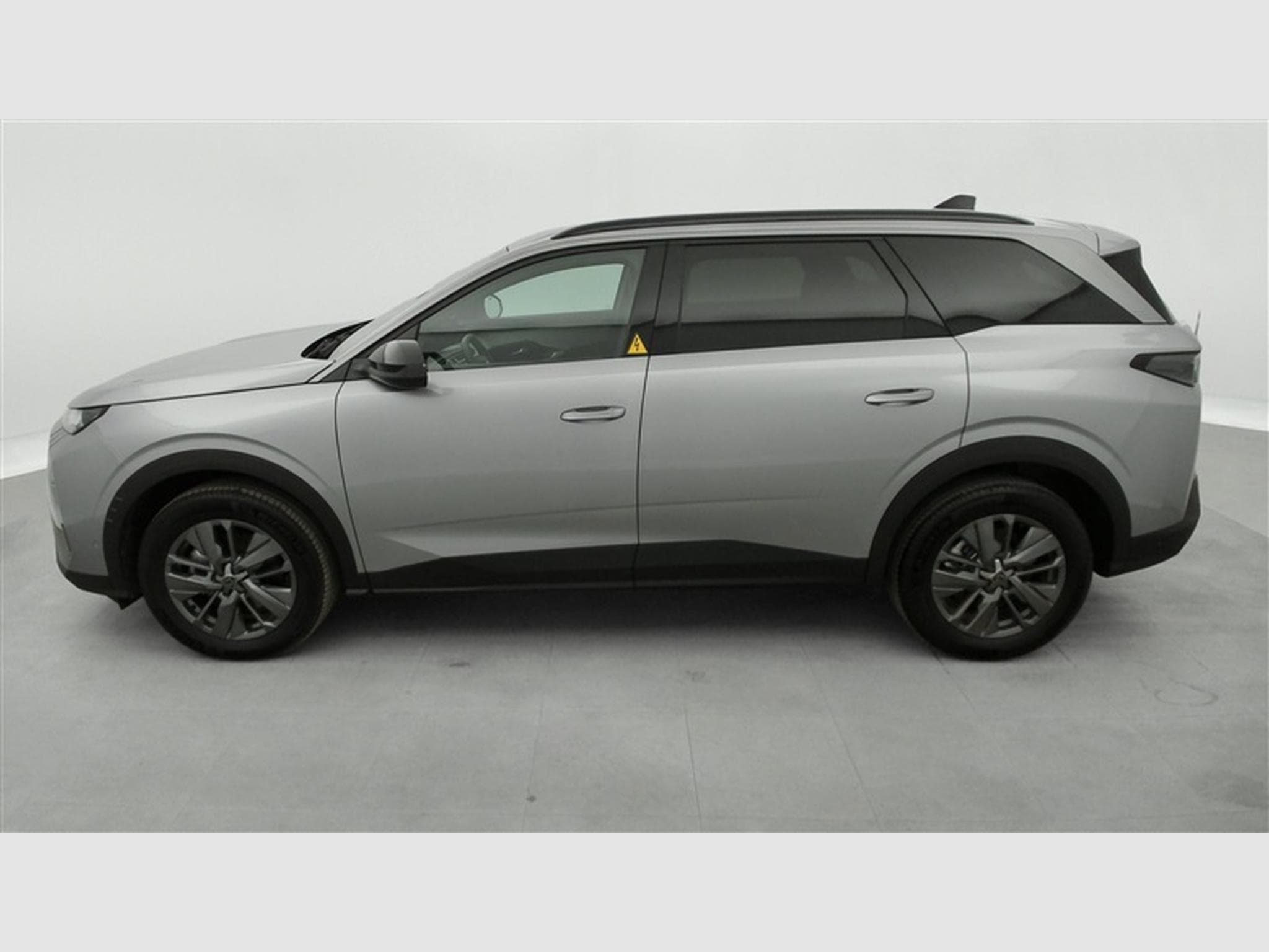Peugeot 5008 1.2 HYBRID 136cv e-DSC6 Allure Pack 7pl. NAVI / CAMERA 360° (2025) - Foto 3