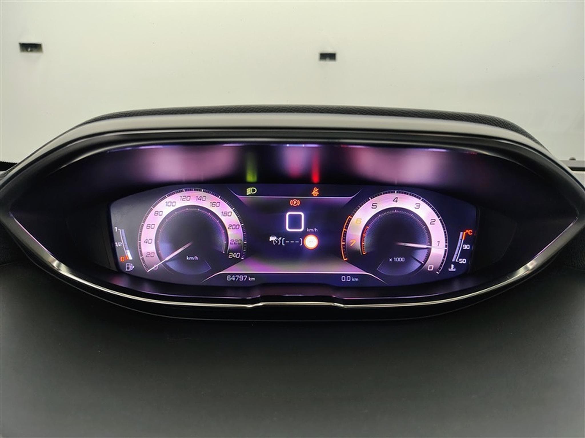 Peugeot 5008 1.2 PureTech GT 7PL / S-CUIR / NAVI / TO PANO / CARPLAY (2022) - Foto 10