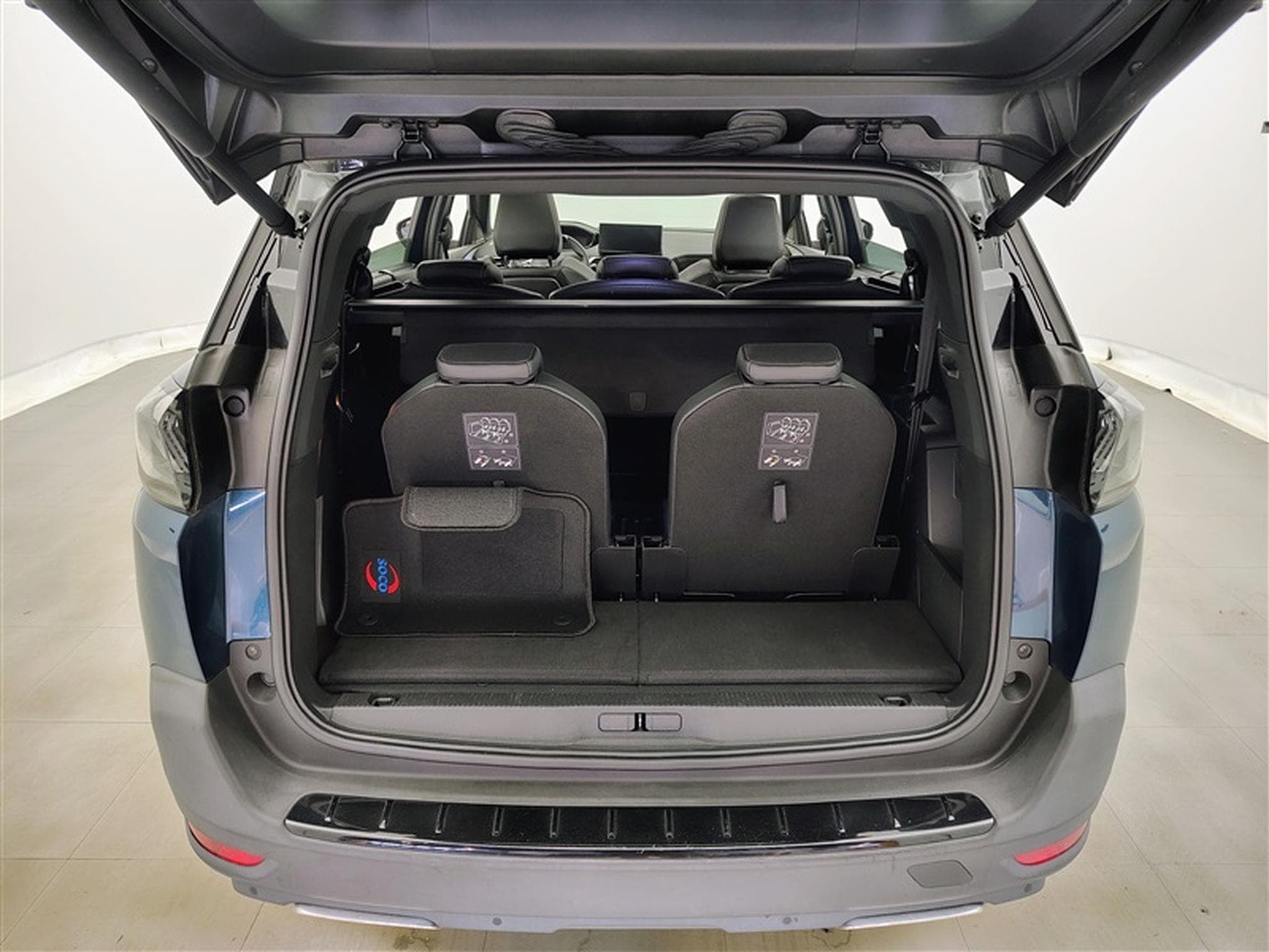 Peugeot 5008 1.2 PureTech GT 7PL / S-CUIR / NAVI / TO PANO / CARPLAY (2022) - Foto 14