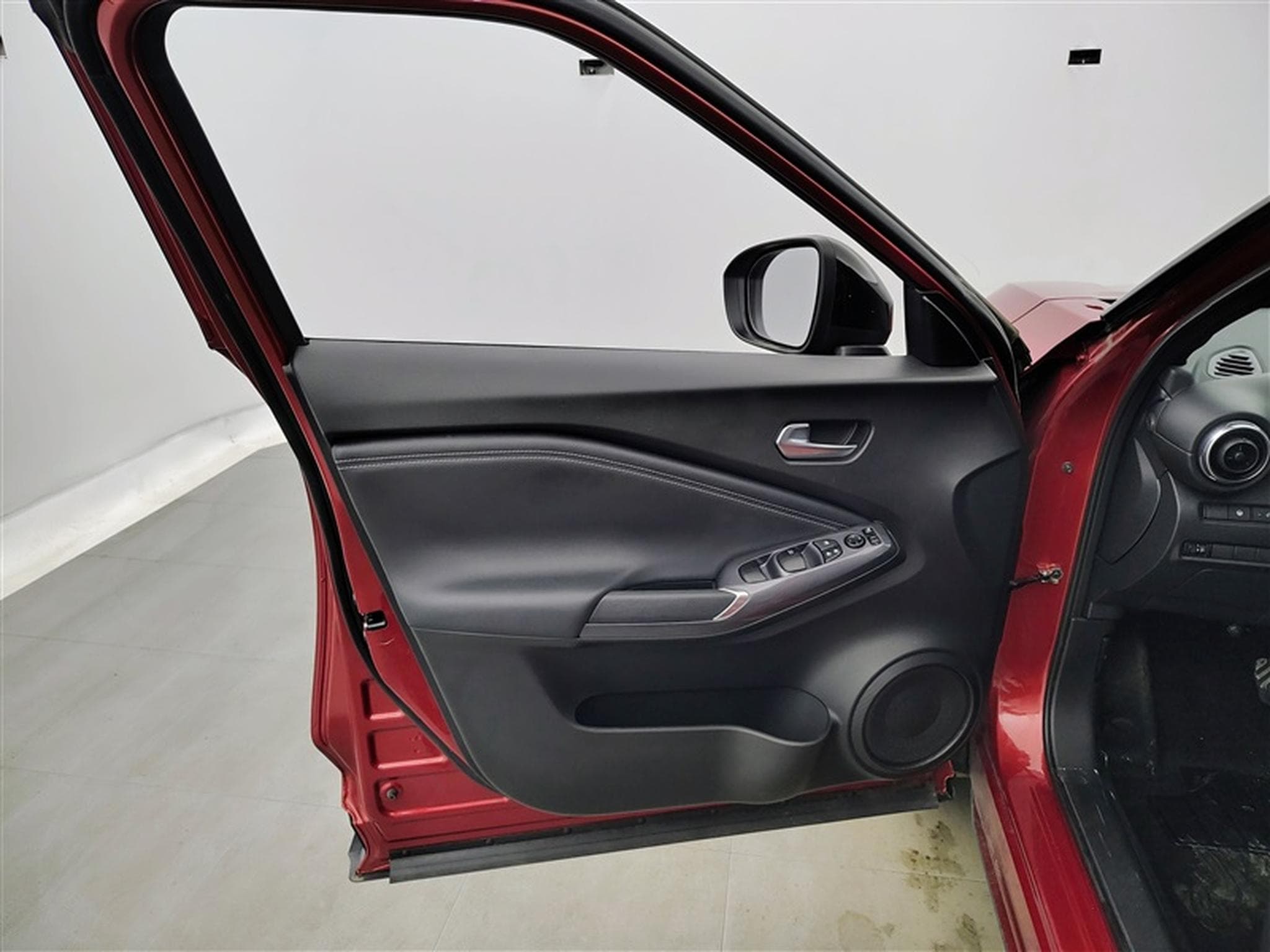 Nissan Juke 1.6 HEV N-Design AUT.*NAVI10"/CAM360/FULL LED/JA19* (2022) - Foto 17