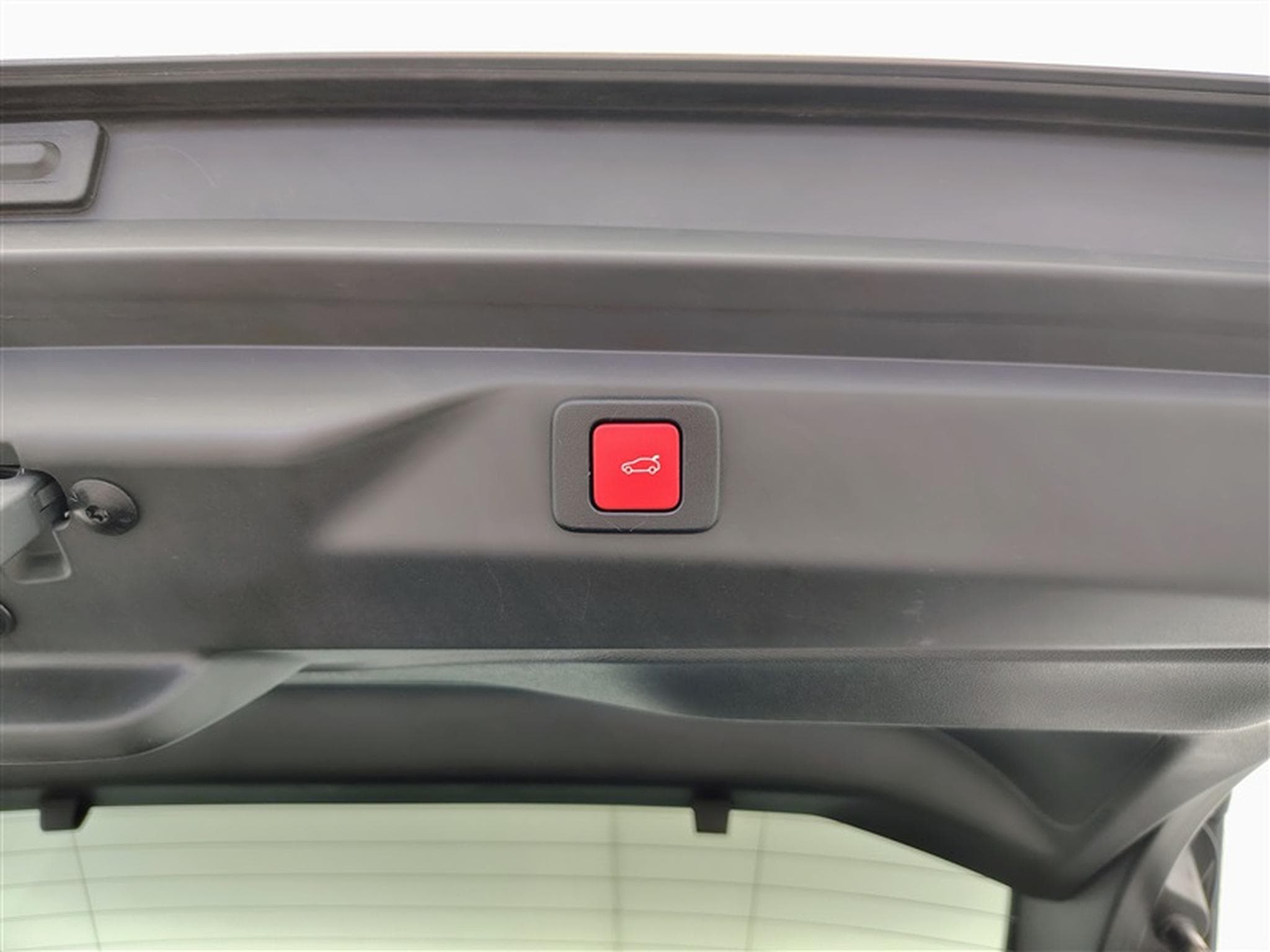 Peugeot 3008 1.2 HYBRID 145cv e-DSC6 Allure NAVI / FULL LED / CAMERA 360 (2025) - Foto 19