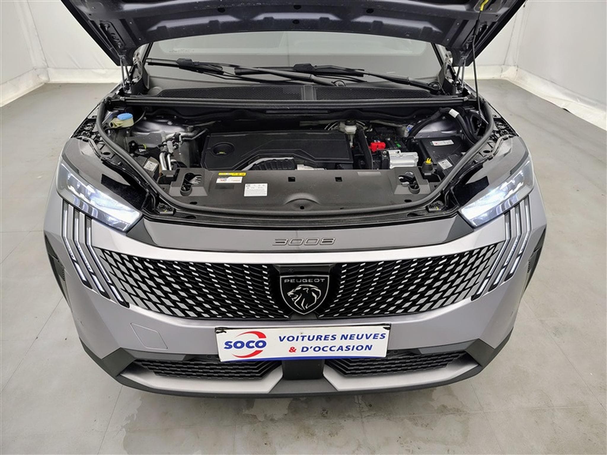 Peugeot 3008 1.2 HYBRID 145cv e-DSC6 Allure NAVI / FULL LED / CAMERA 360 (2025) - Foto 20