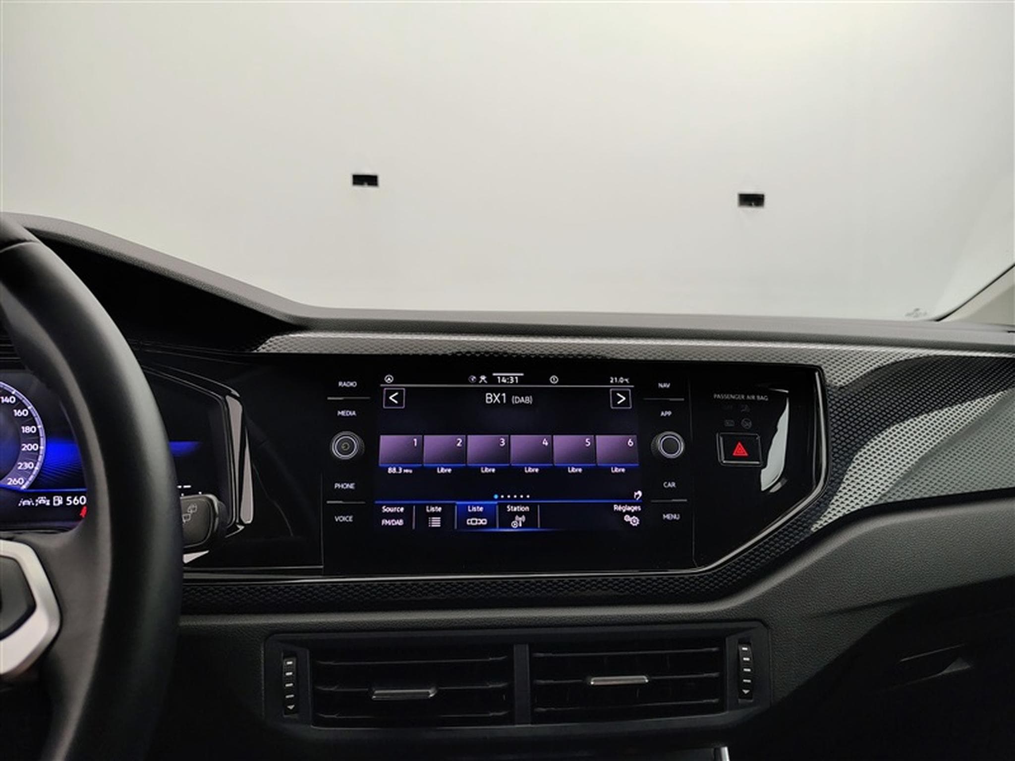 VW Taigo 1.0 TSI 95cv Style CARPLAY / FULL LED / CAMERA / JA 17" (2025) - Foto 11