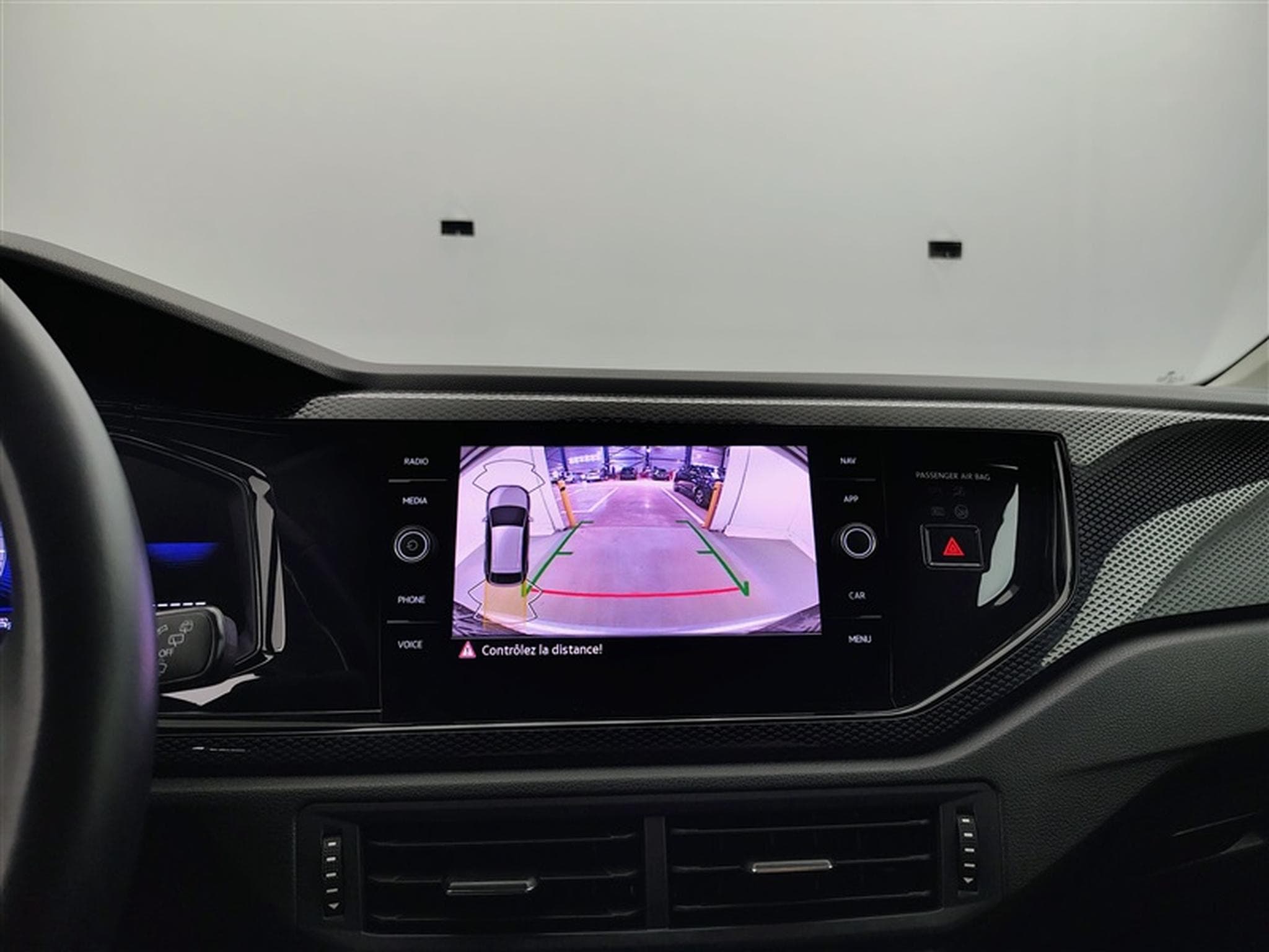 VW Taigo 1.0 TSI 95cv Style CARPLAY / FULL LED / CAMERA / JA 17" (2025) - Foto 18