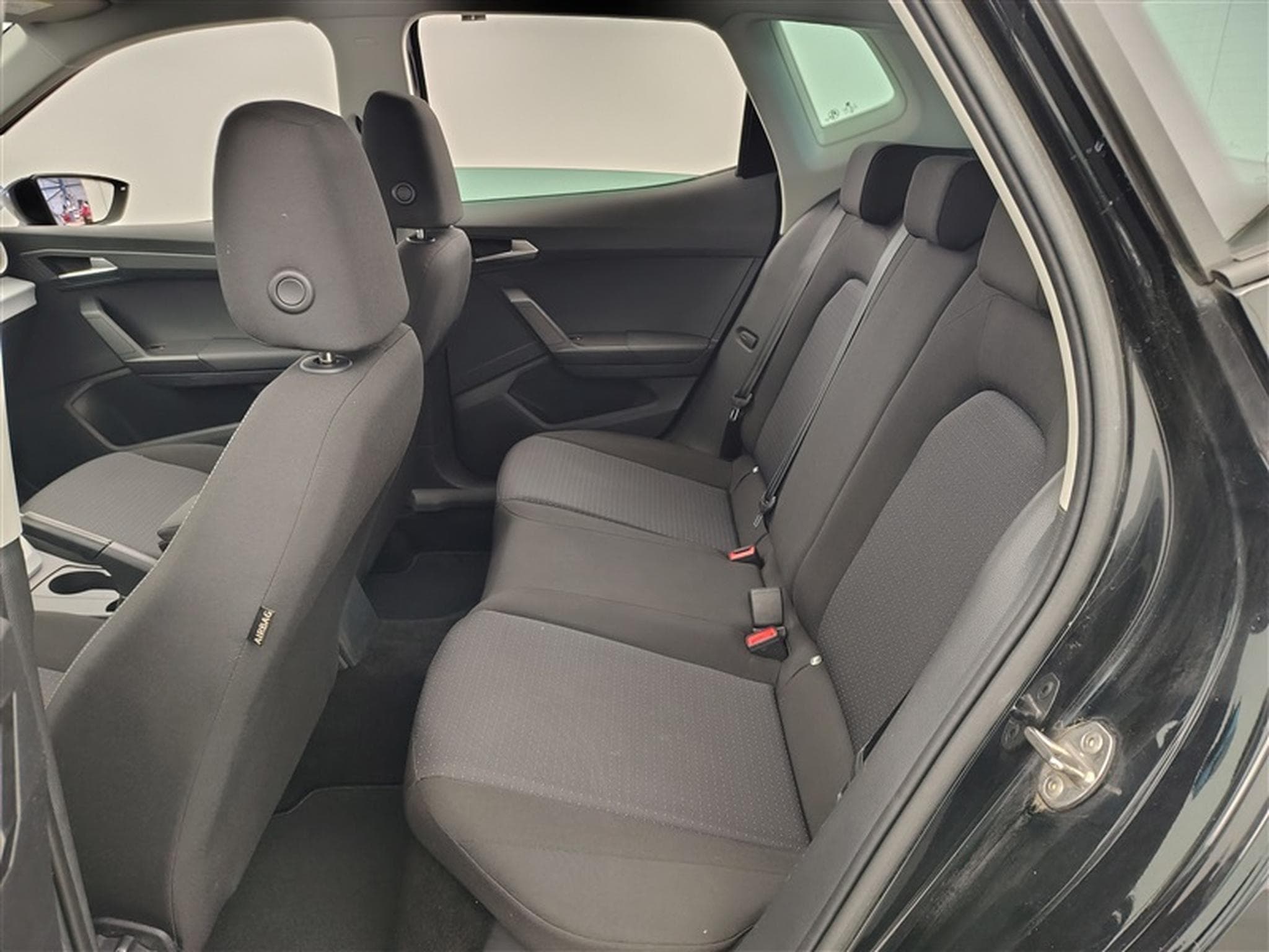 Seat Arona 1.0 TSI Style (2022) - Foto 13