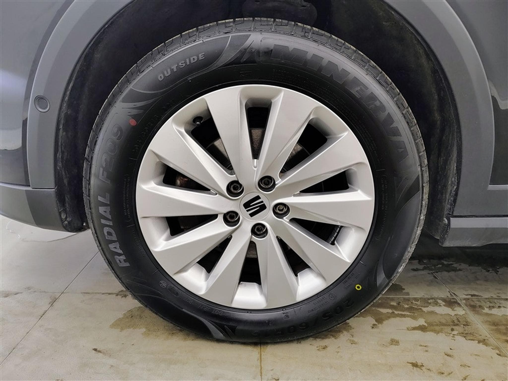 Seat Arona 1.0 TSI Style (2022) - Foto 6