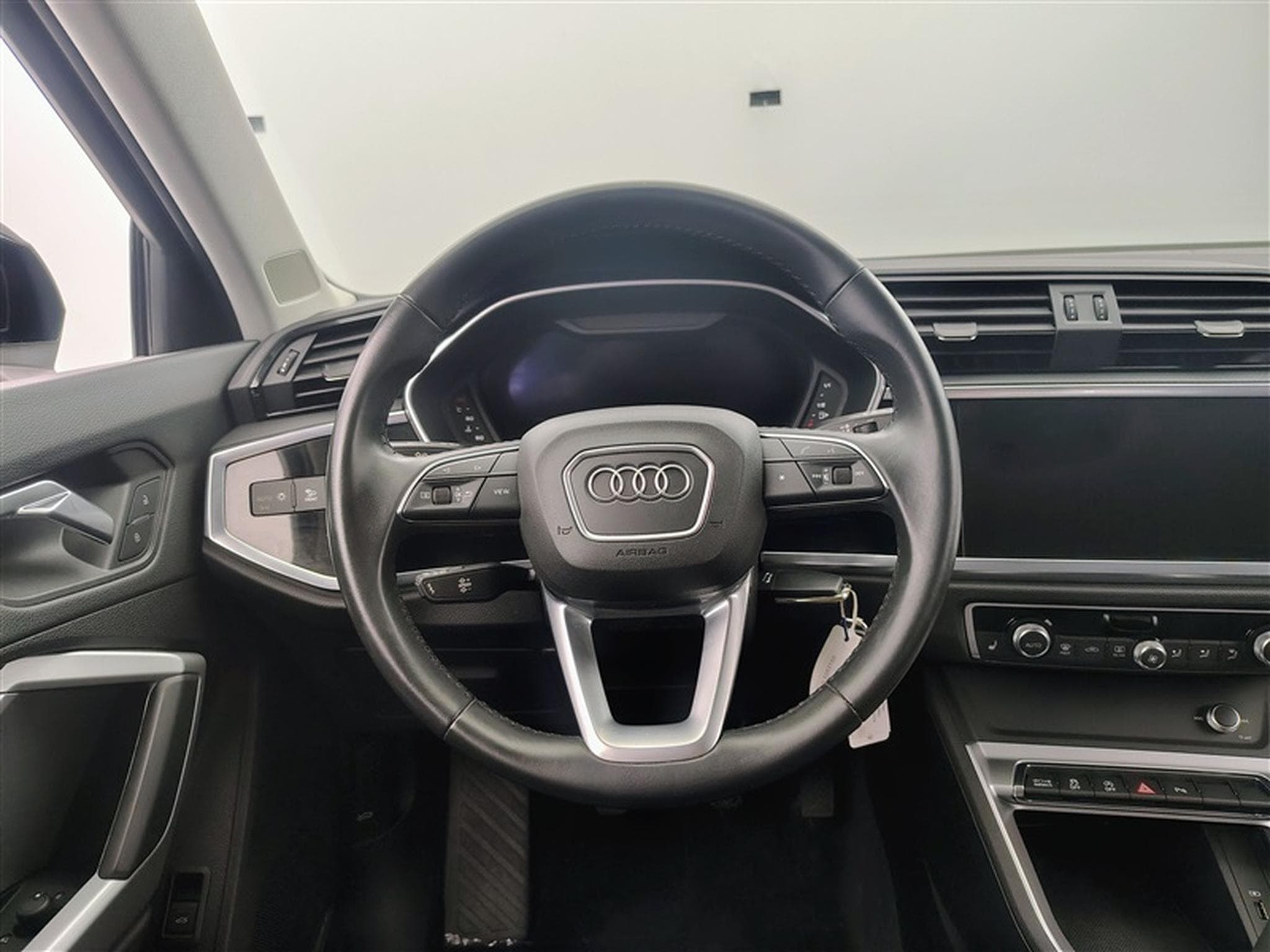 Audi Q3 Sportback 35 TFSI Cuir / Navi / Led / PDC av+ar (2020) - Foto 9