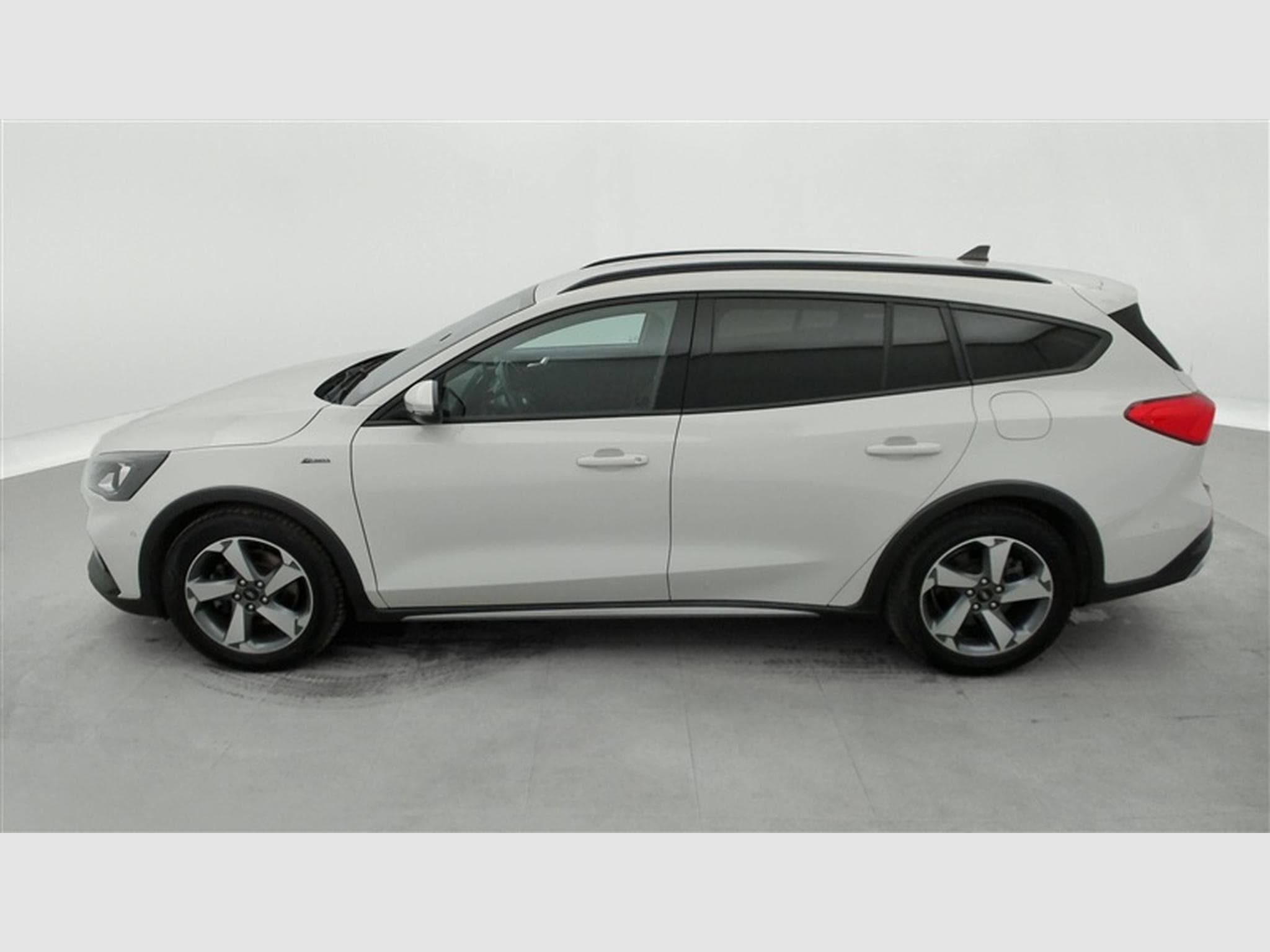 Ford Focus Active 1.0 EcoBoost (EU6d) (2021) - Foto 3