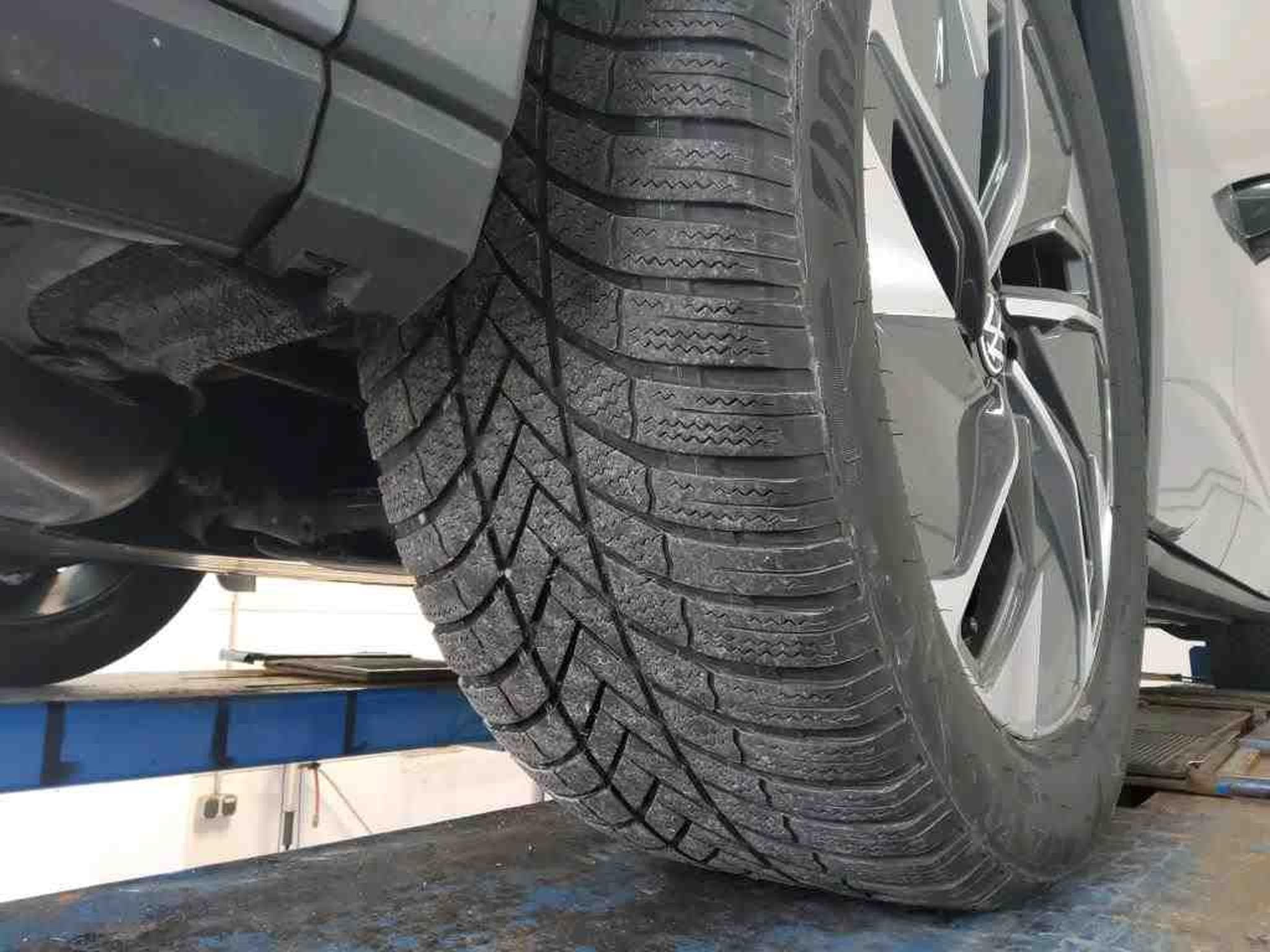 VW ID.5 Pro (2023) - Foto 17