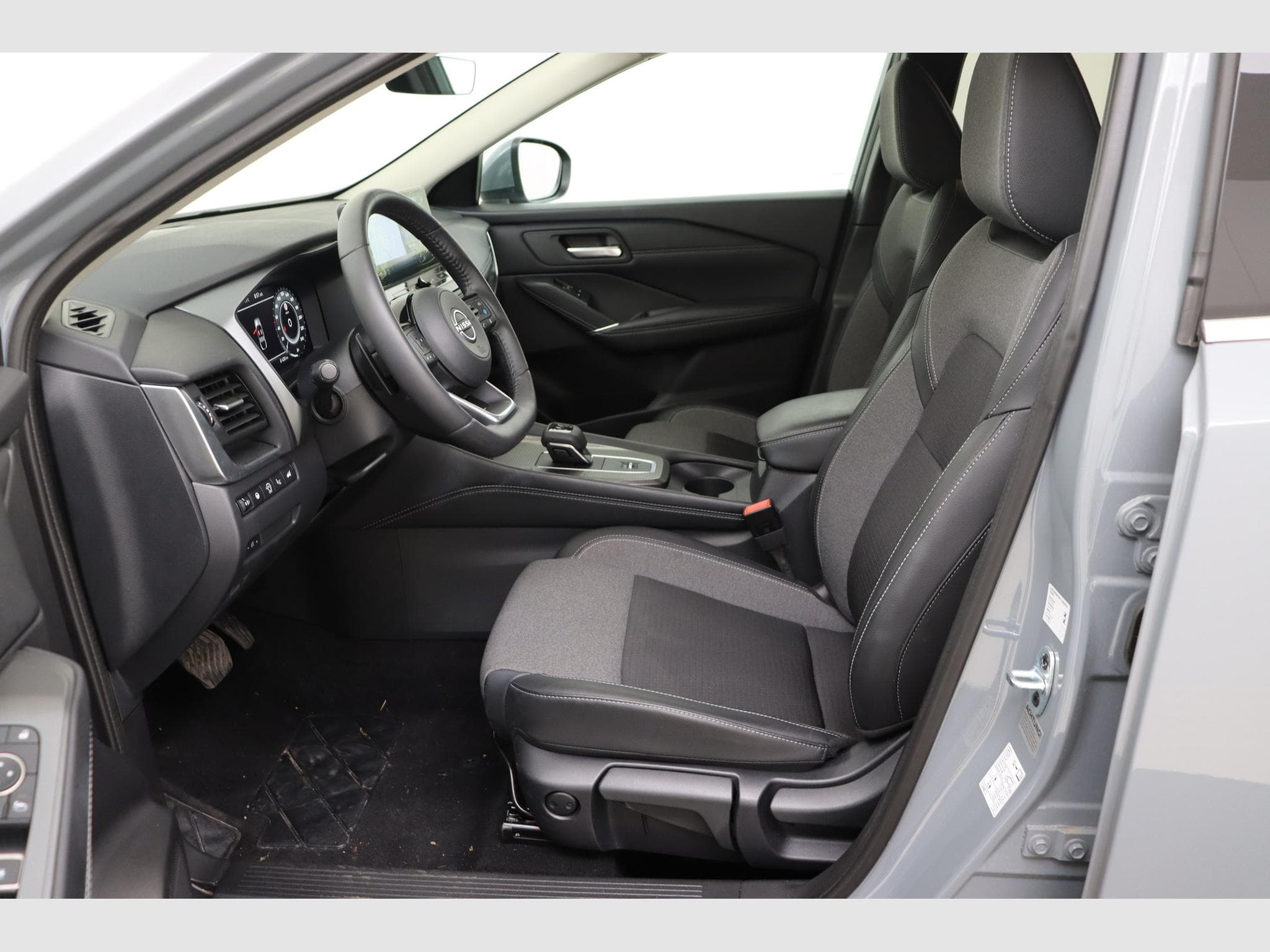 Nissan Qashqai N-Connecta Winter Comfort (MY24) (2025) - Foto 13