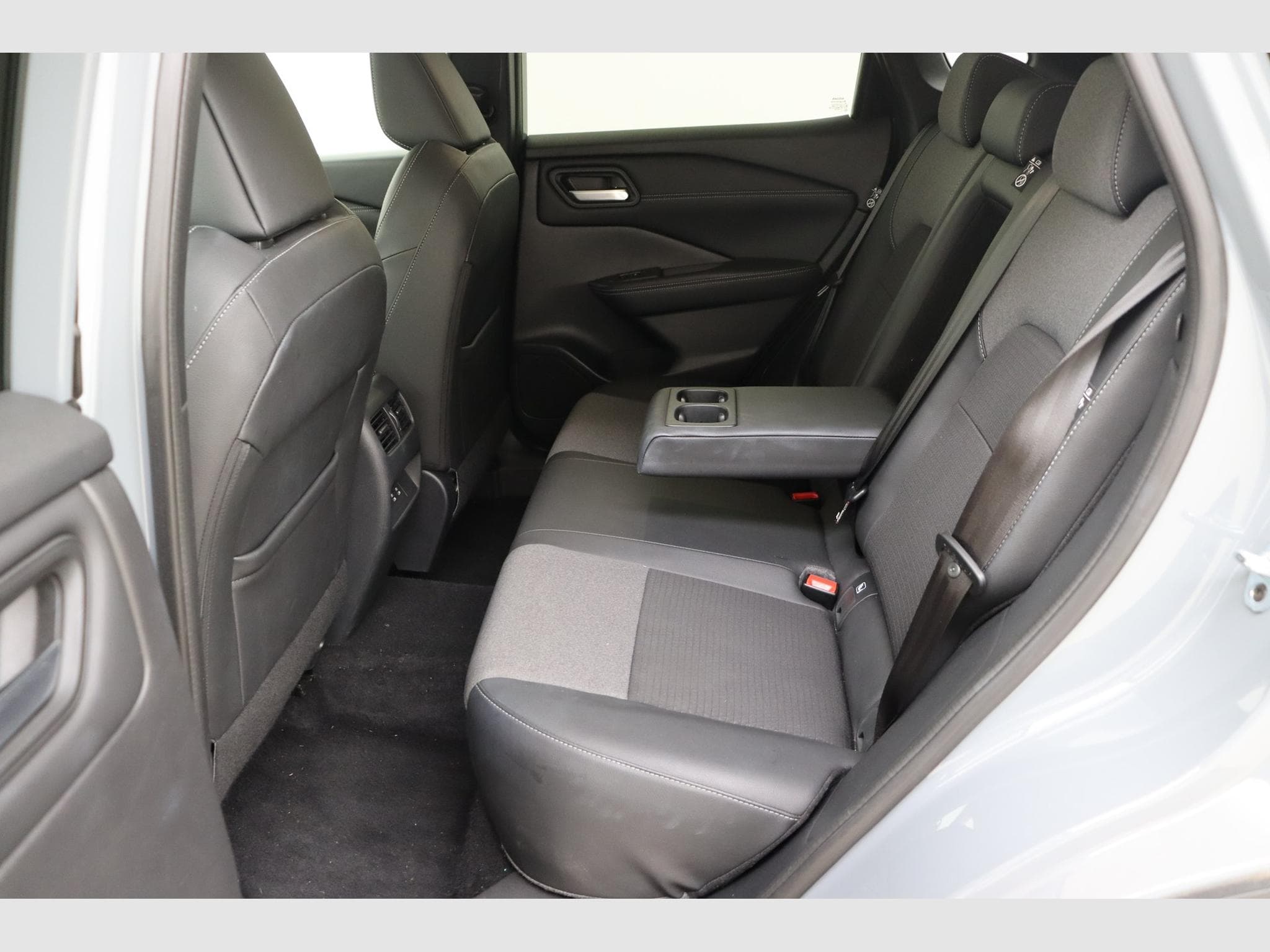 Nissan Qashqai N-Connecta Winter Comfort (MY24) (2025) - Foto 14