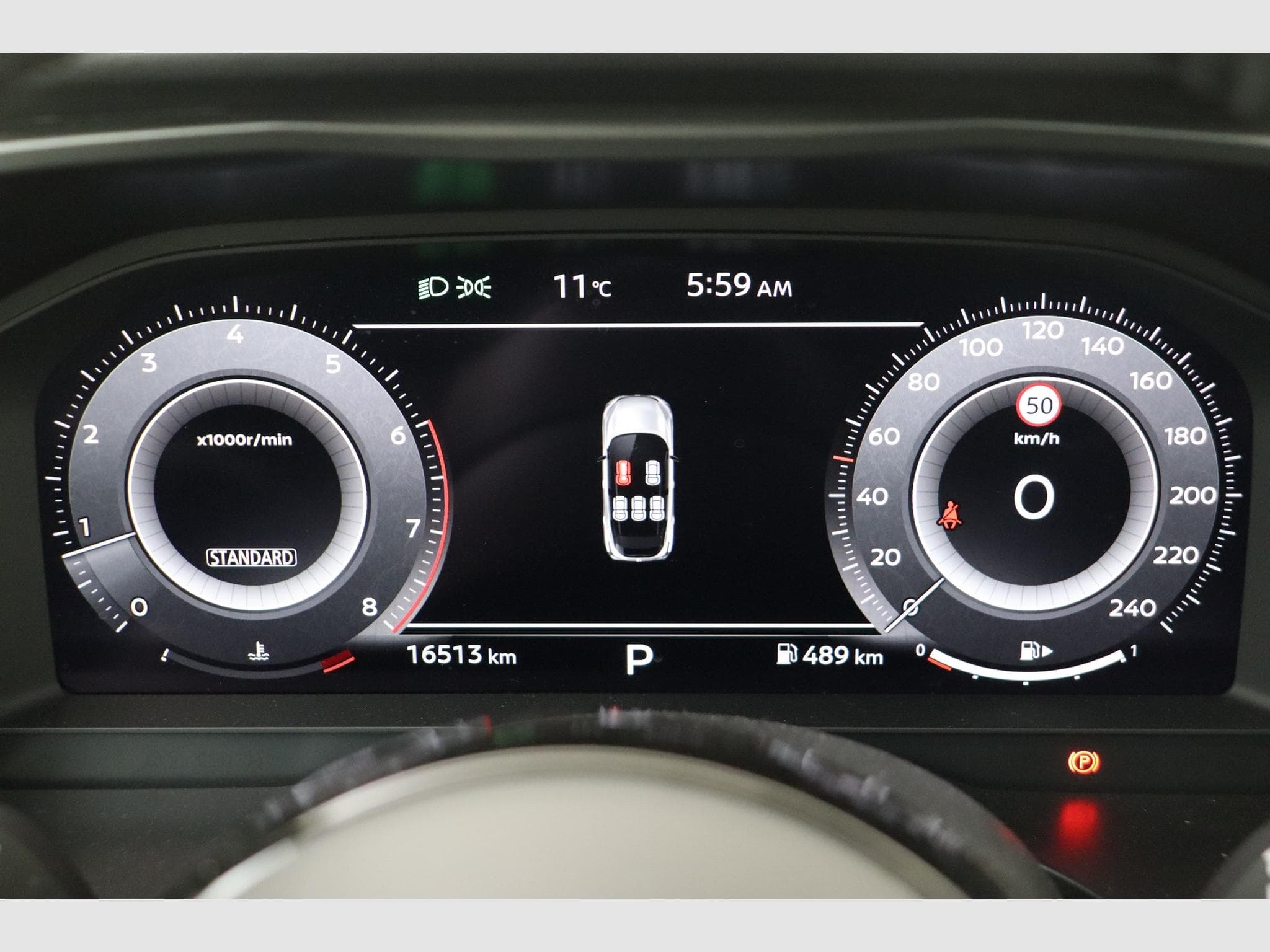 Nissan Qashqai N-Connecta Winter Comfort + PANO + 2 Tone (2025) - Photo 18