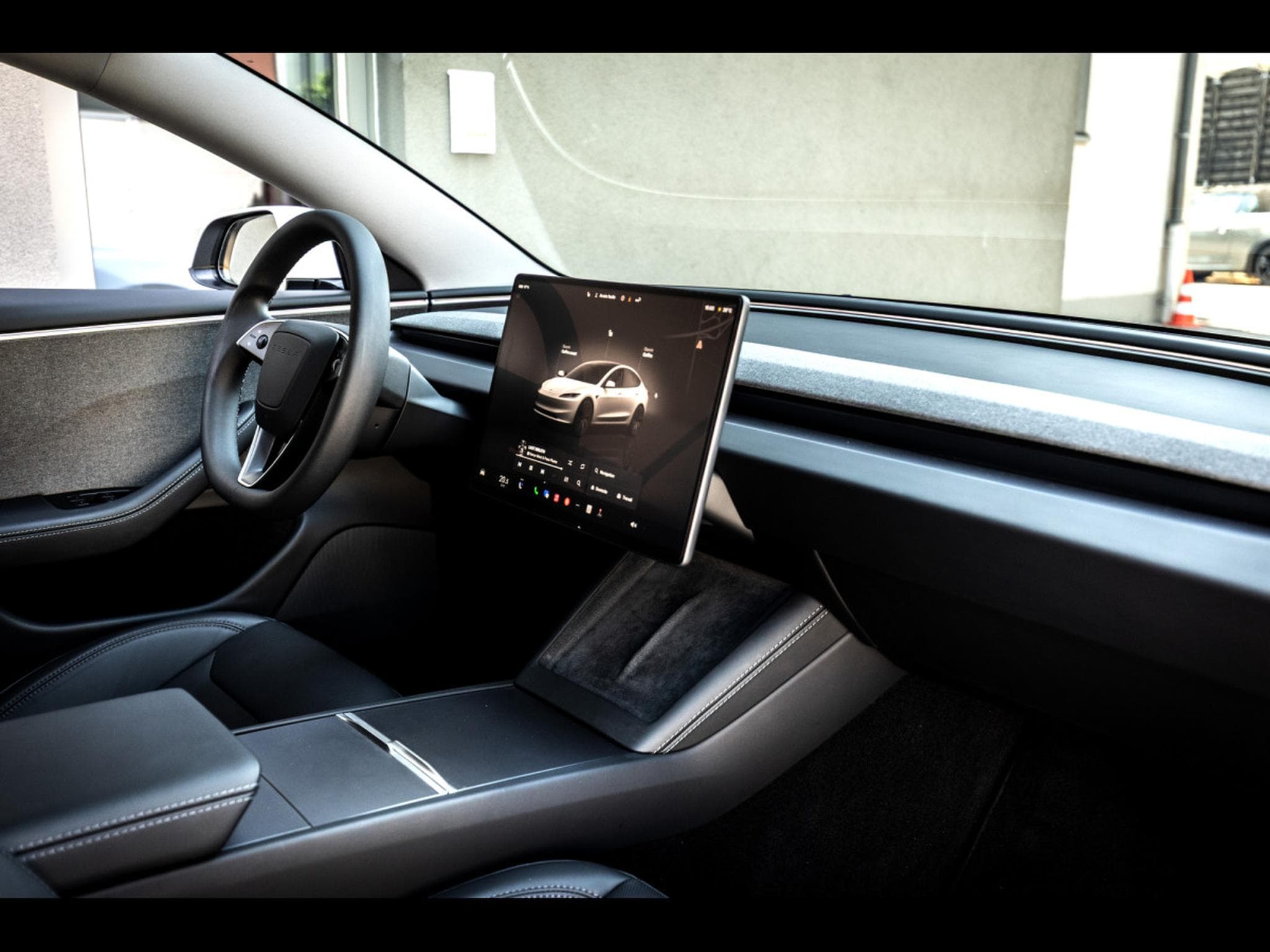Tesla Model 3 HIGHLAND RWD - AUTOPILOT (2024) - Photo 13