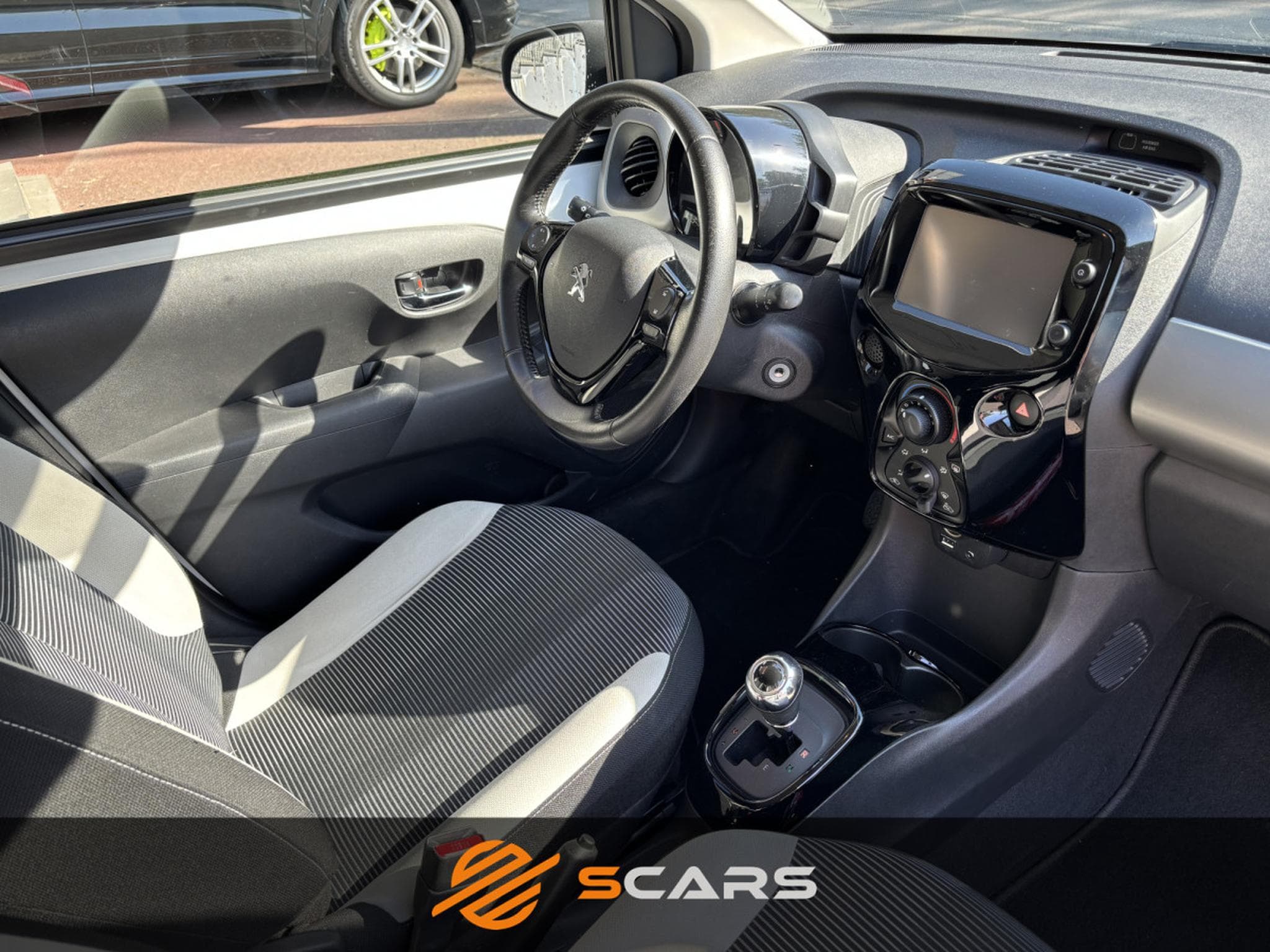 Peugeot 108 Cabrio Automatique 69cv (2017) - Foto 8