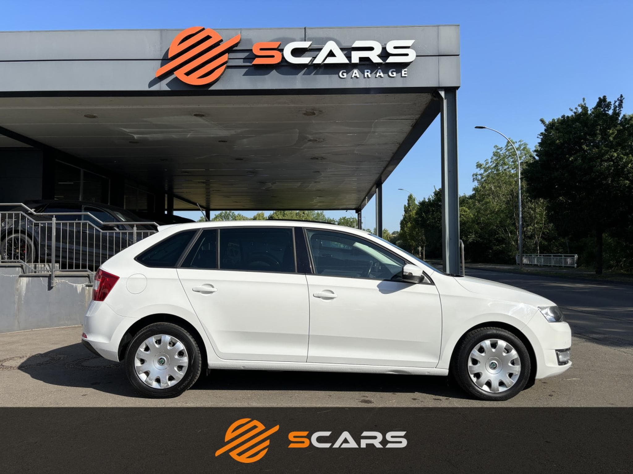 Skoda Rapid 1.4 Tdi DSG 90cv (2016) - Foto 3