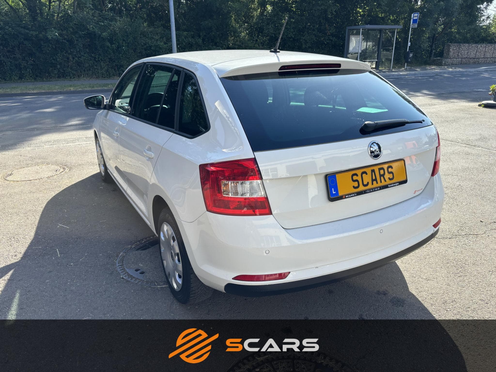 Skoda Rapid 1.4 Tdi DSG 90cv (2016) - Foto 6