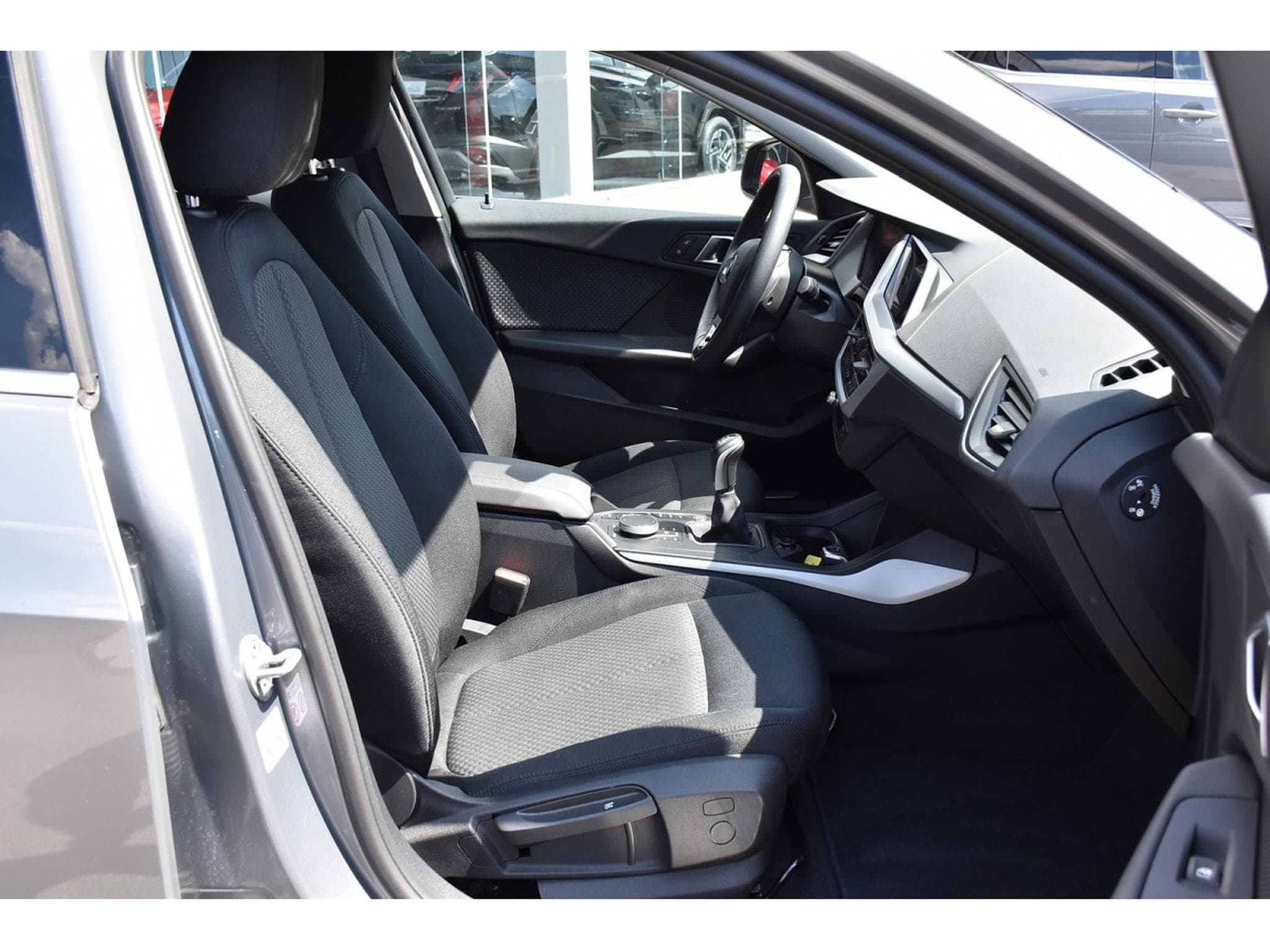 BMW 116 i CLIMA REGUL GPS PDC LED 1° MAIN (2023) - Foto 7