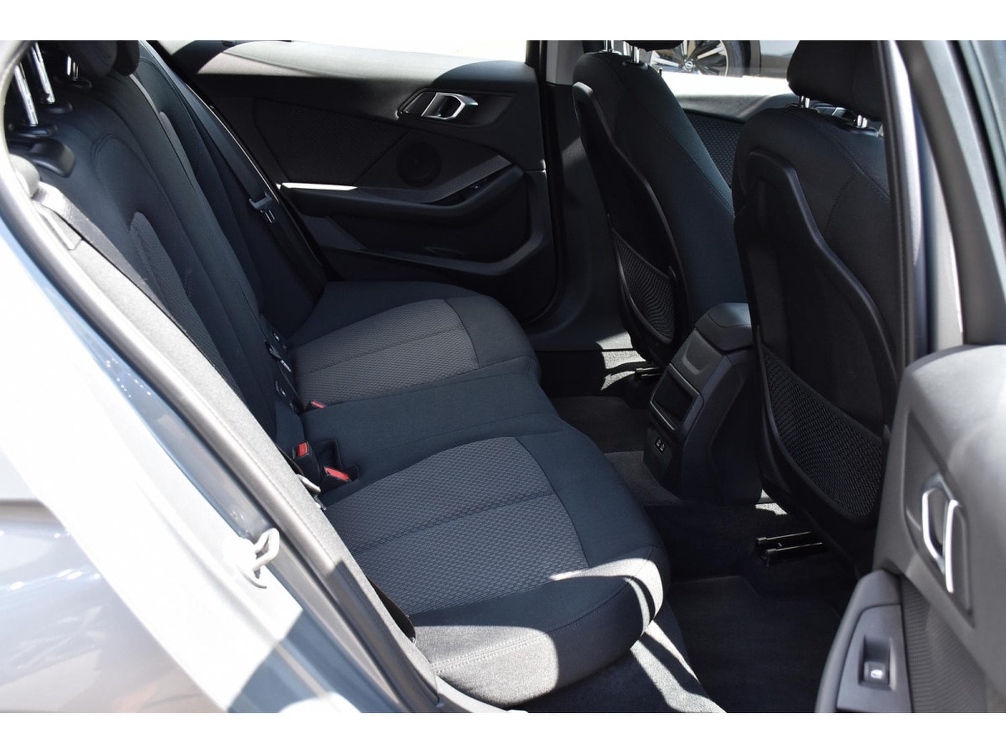 BMW 116 i CLIMA REGUL GPS PDC LED 1° MAIN (2023) - Foto 8