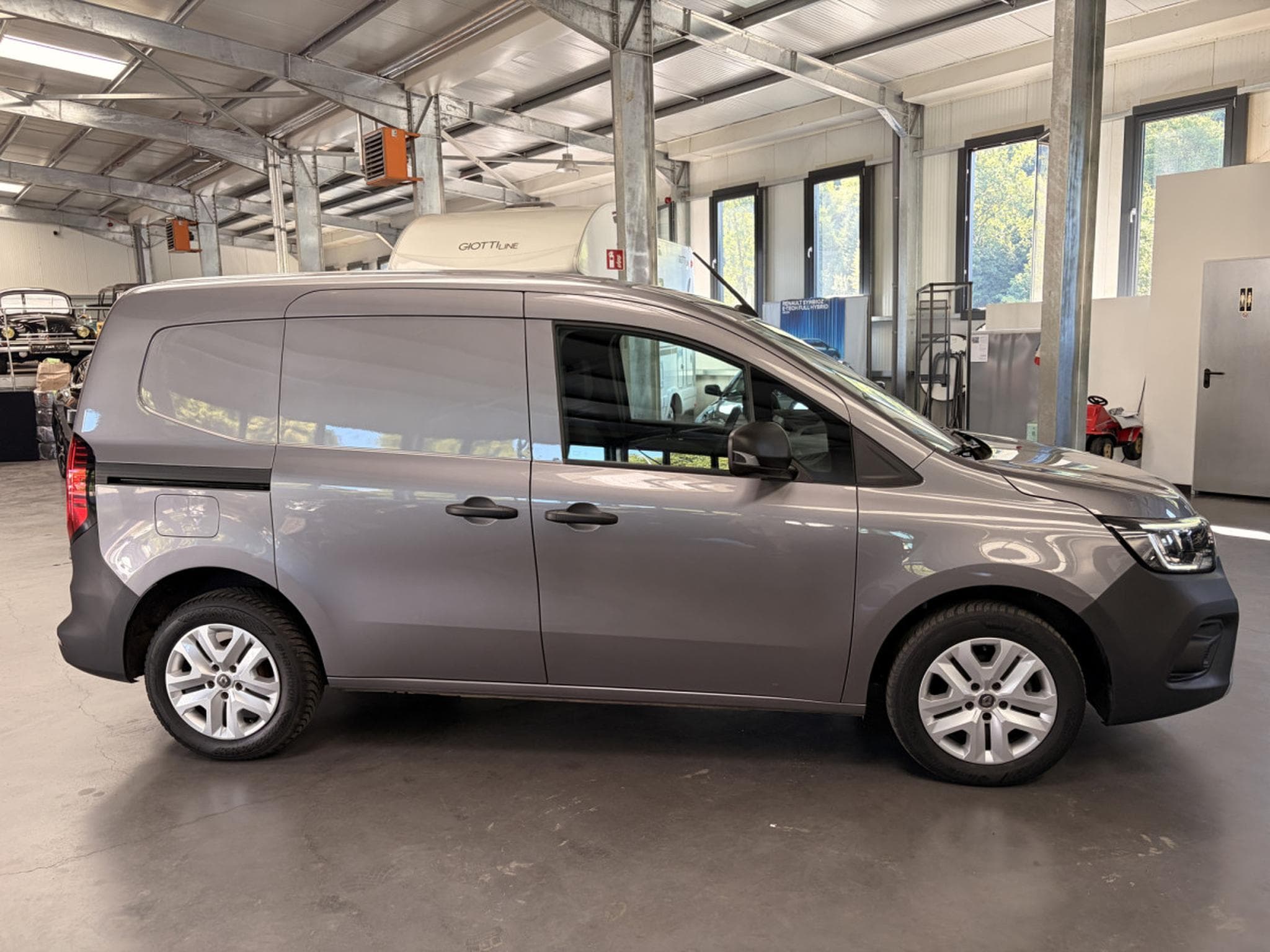Renault Kangoo 1.3 TCe 130HP (2022) - Foto 2