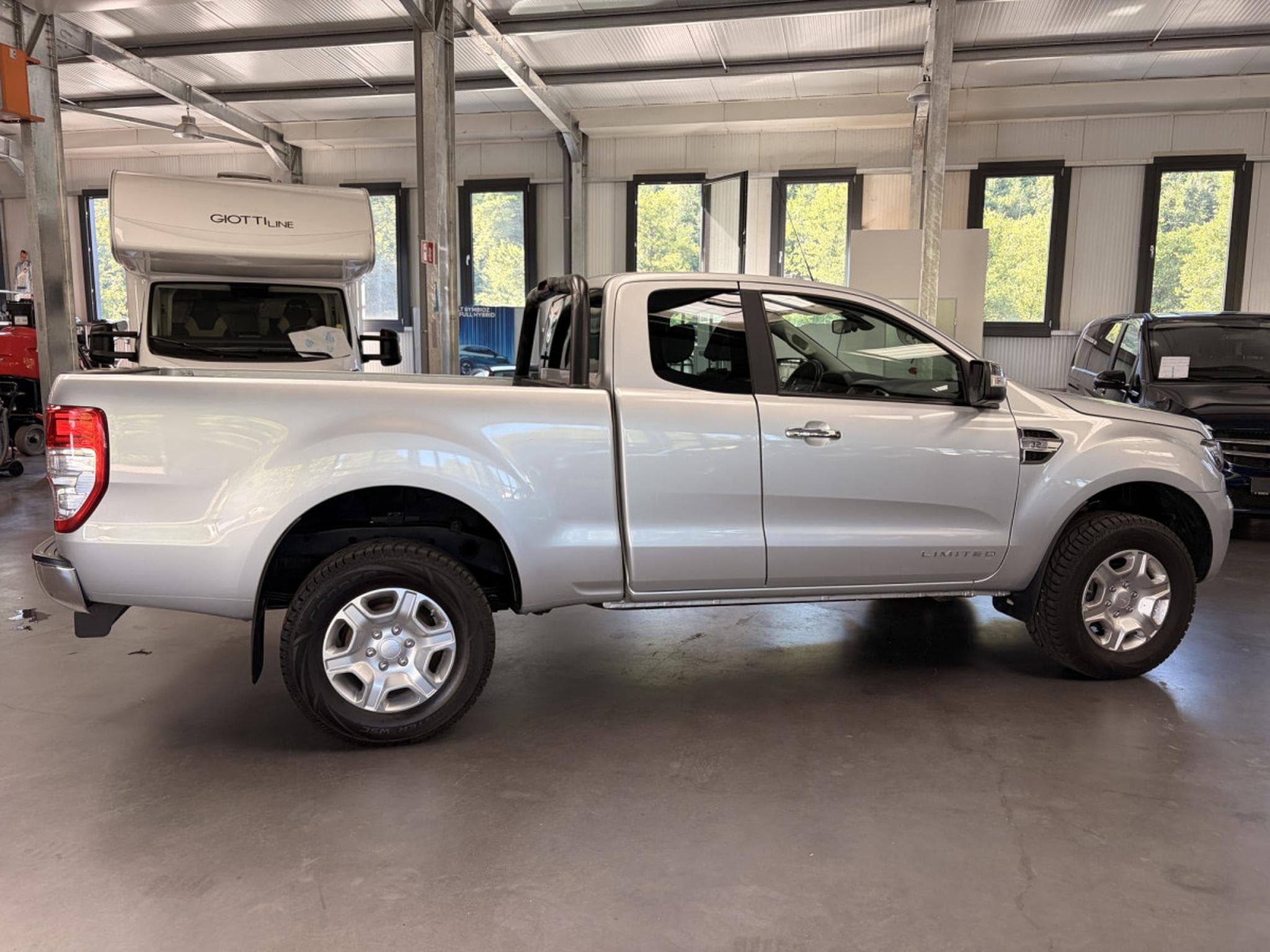 Ford Ranger 200HP 4X4 (2018) - Foto 2