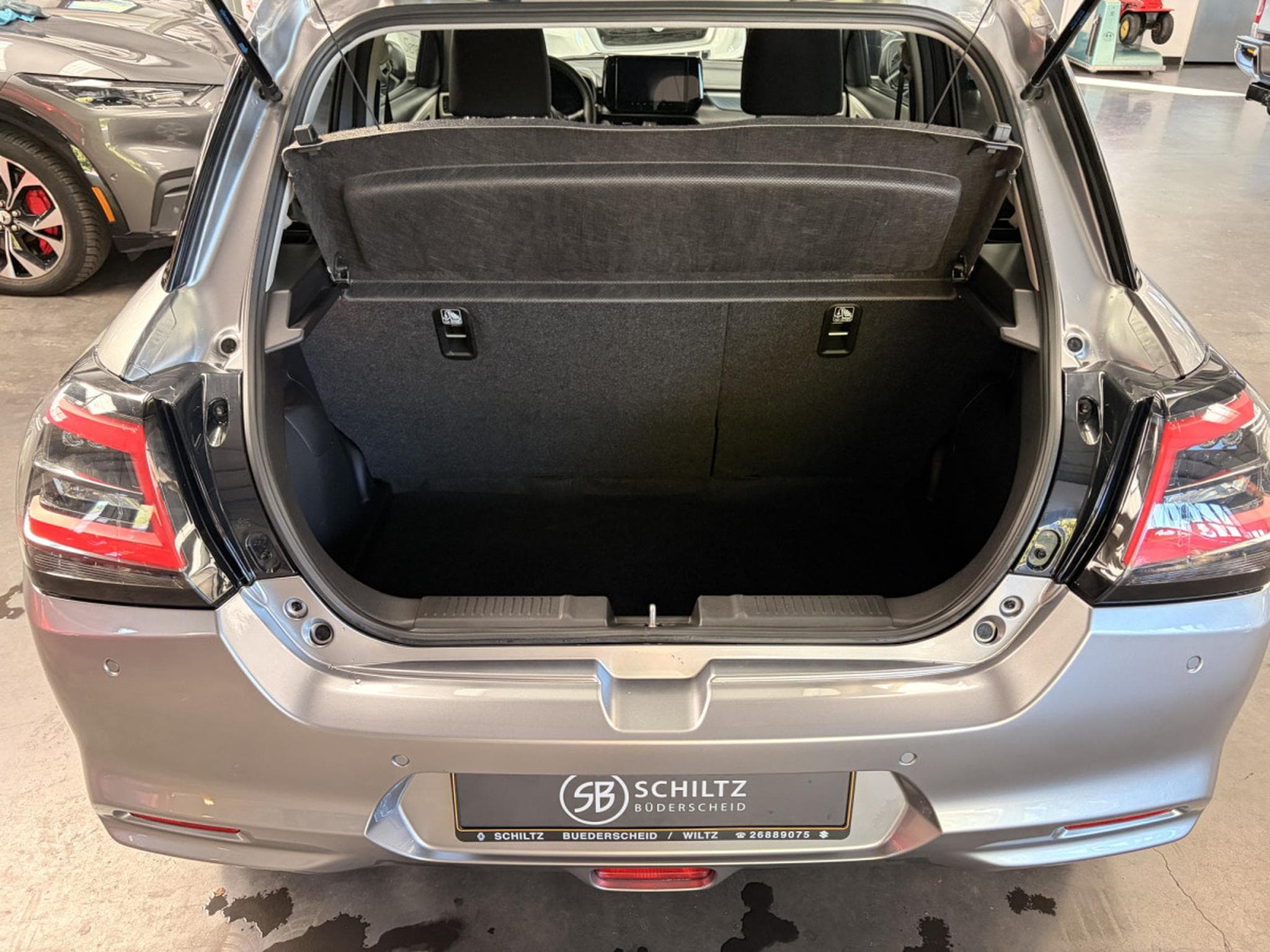 Suzuki Swift 1.2 GL+ MildHybrid Automatique (2025) - Foto 14