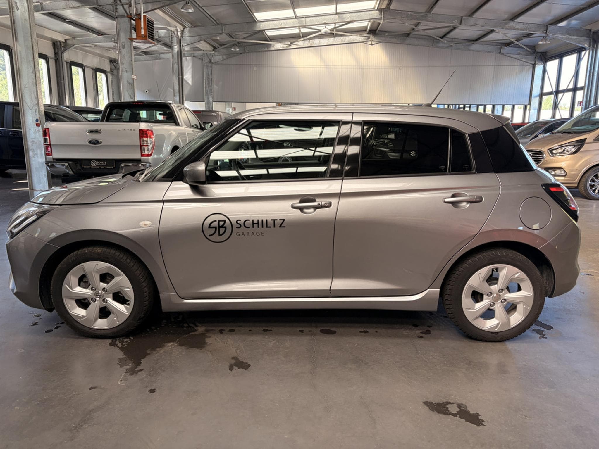 Suzuki Swift 1.2 GL+ MildHybrid Automatique (2025) - Foto 6