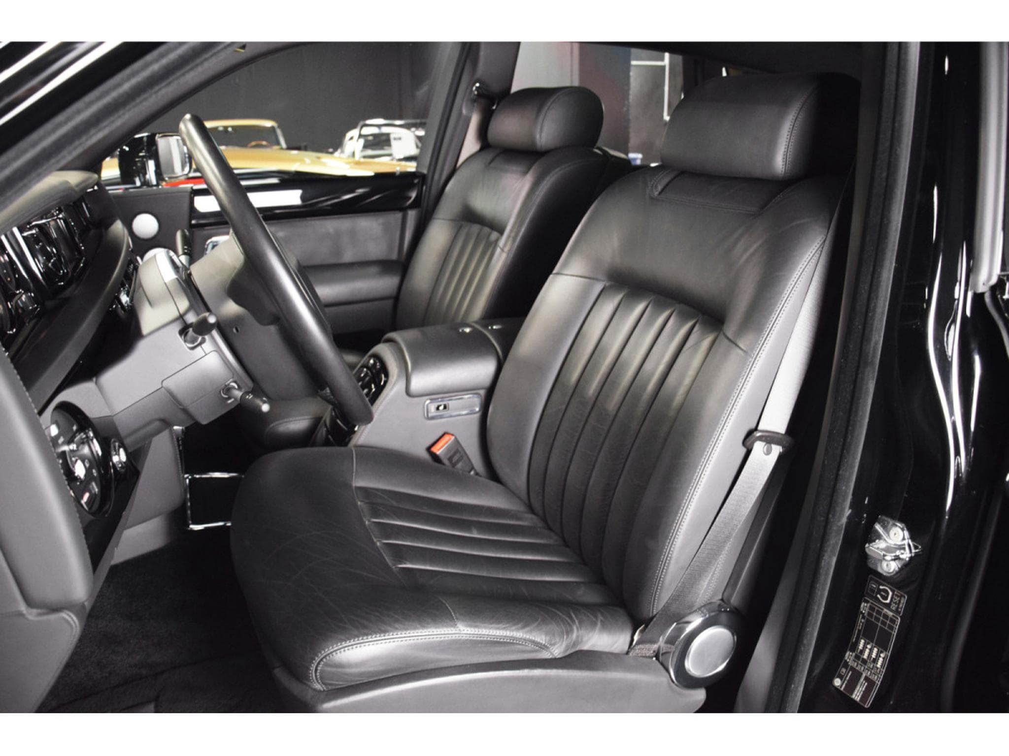 Rolls-Royce Phantom 6.75 V12 (2006) - Foto 18