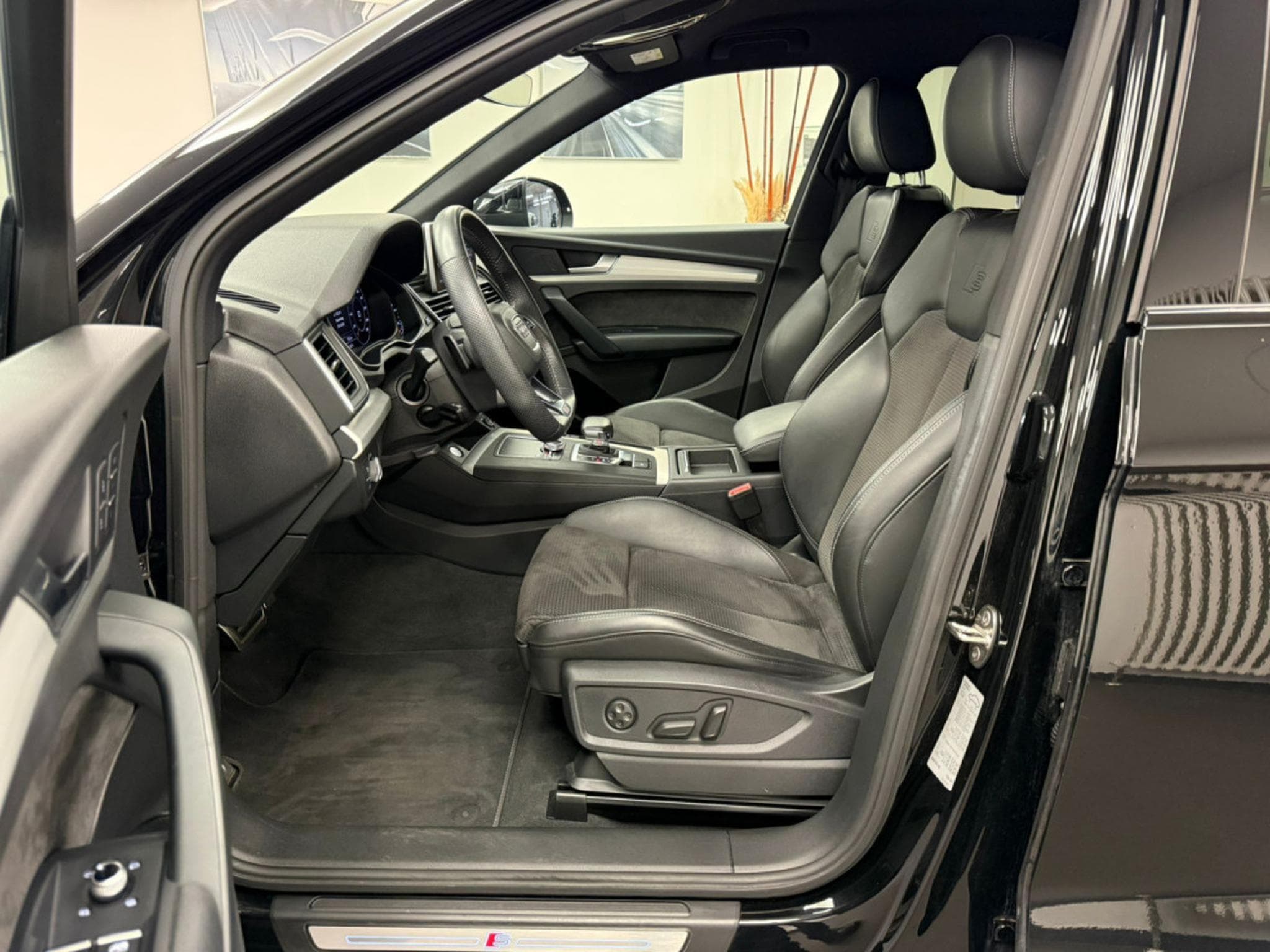 Audi Q5 S line 45 TFSI quattro 245 CV / 180 kWS tronic (2019) - Foto 3