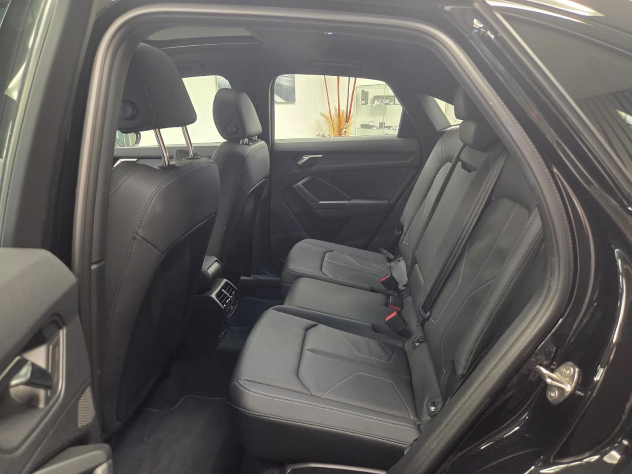 Audi Q3 Sportback S Line 35 TFSI 150 CV / 110 S tronic (2023) - Foto 6