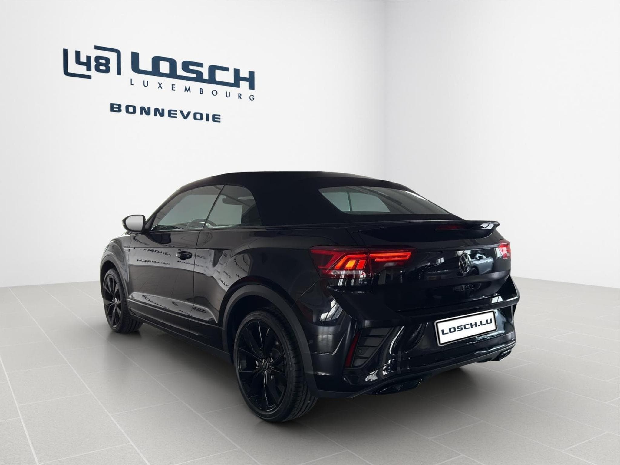 VW T-Roc R-LINE (2026) - Photo 6