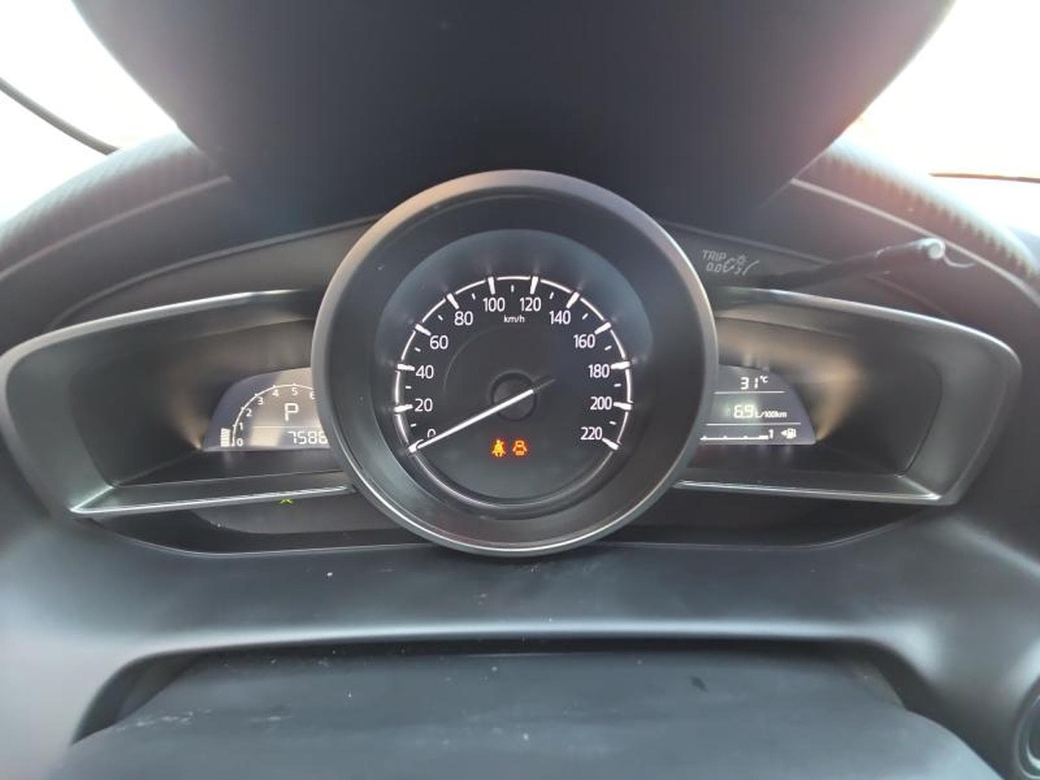 Mazda CX-3 Essence (2019) - Photo 17